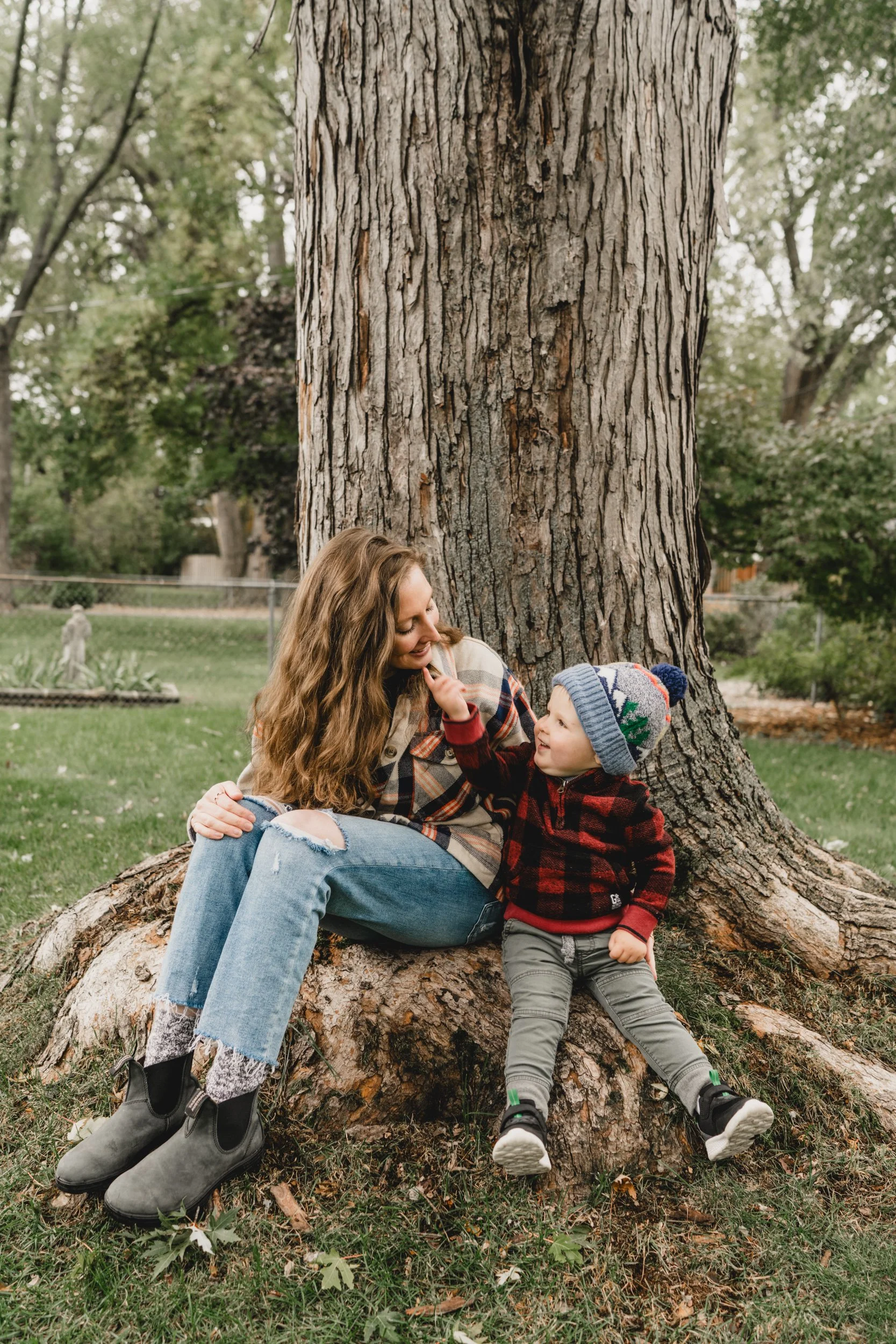 engle-olson-jenquist-family-session-previews- (15 of 18).jpg