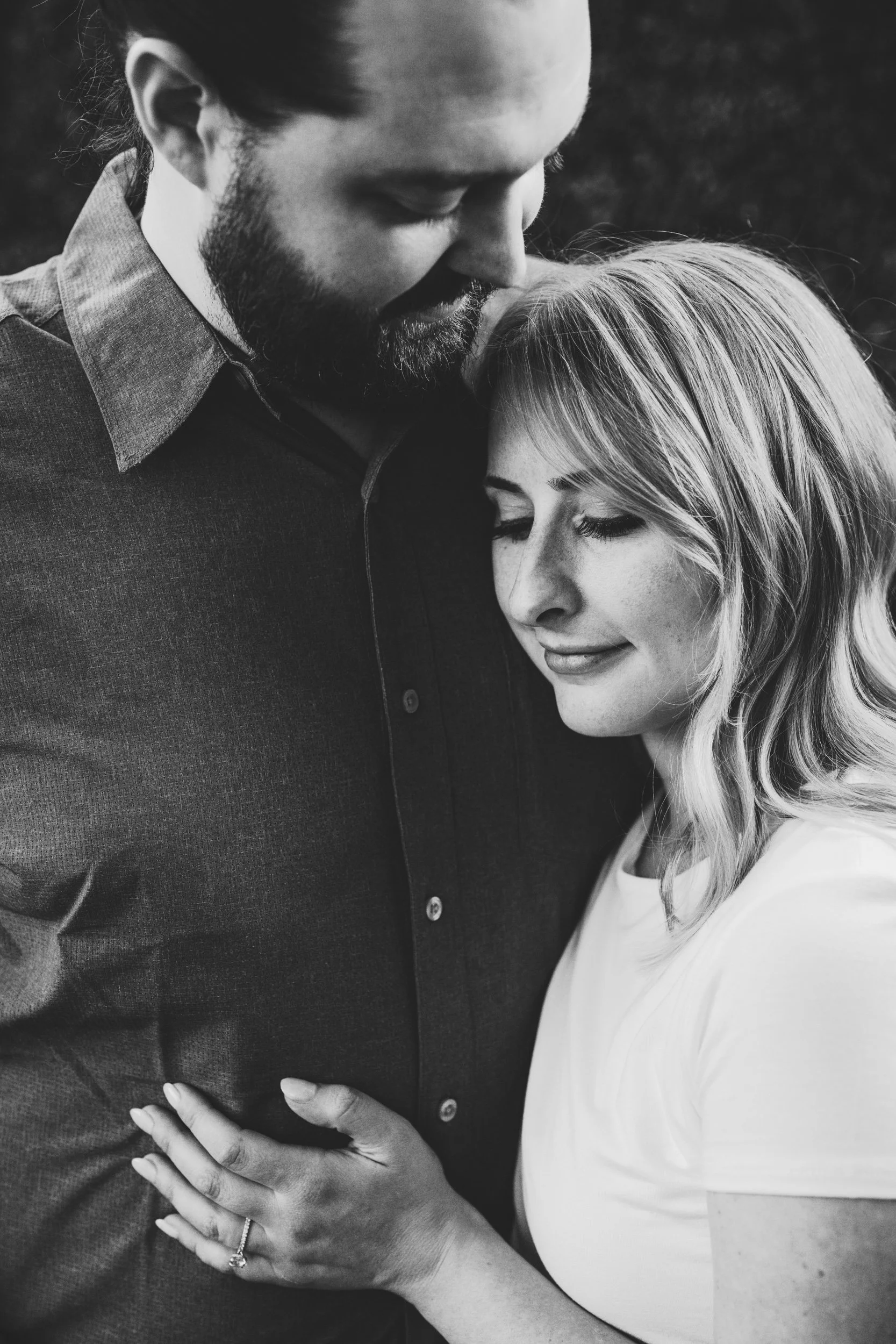 engle-olson-laura-will-engagement-session-previews- (9 of 25).jpg