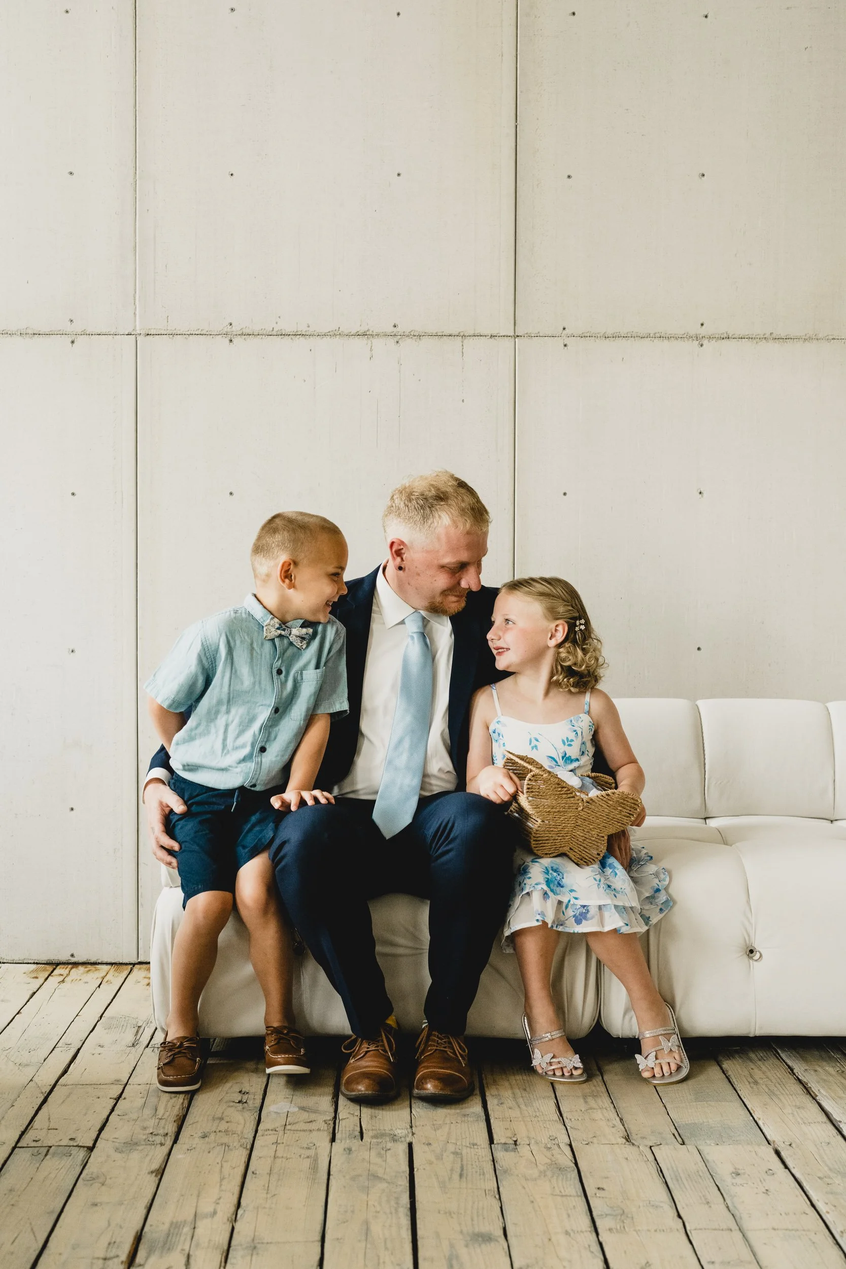 engle-olson-mn-wedding-photography-morgan-shane-previews-8.jpg