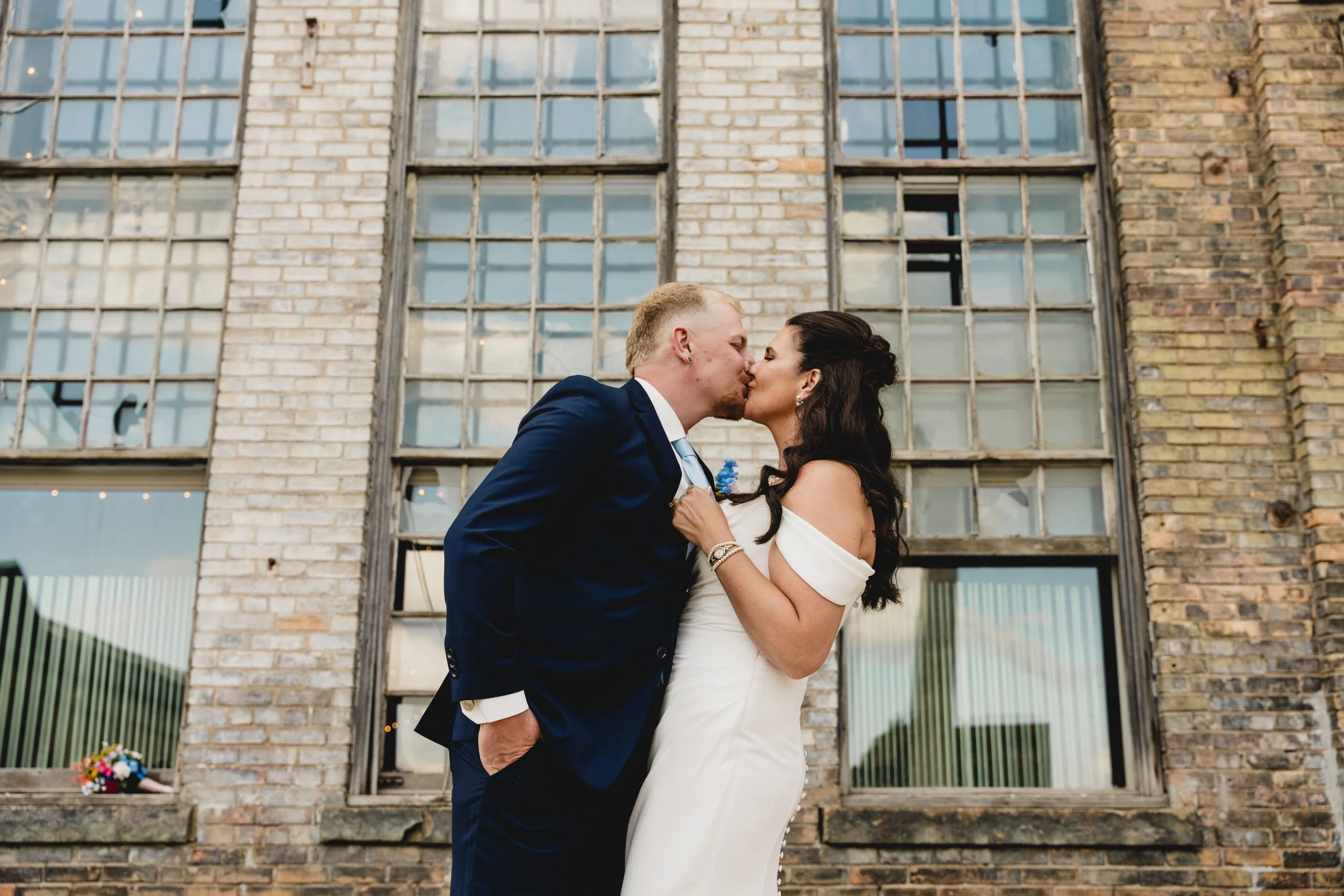 engle-olson-mn-wedding-photography-morgan-shane-previews-17.jpg