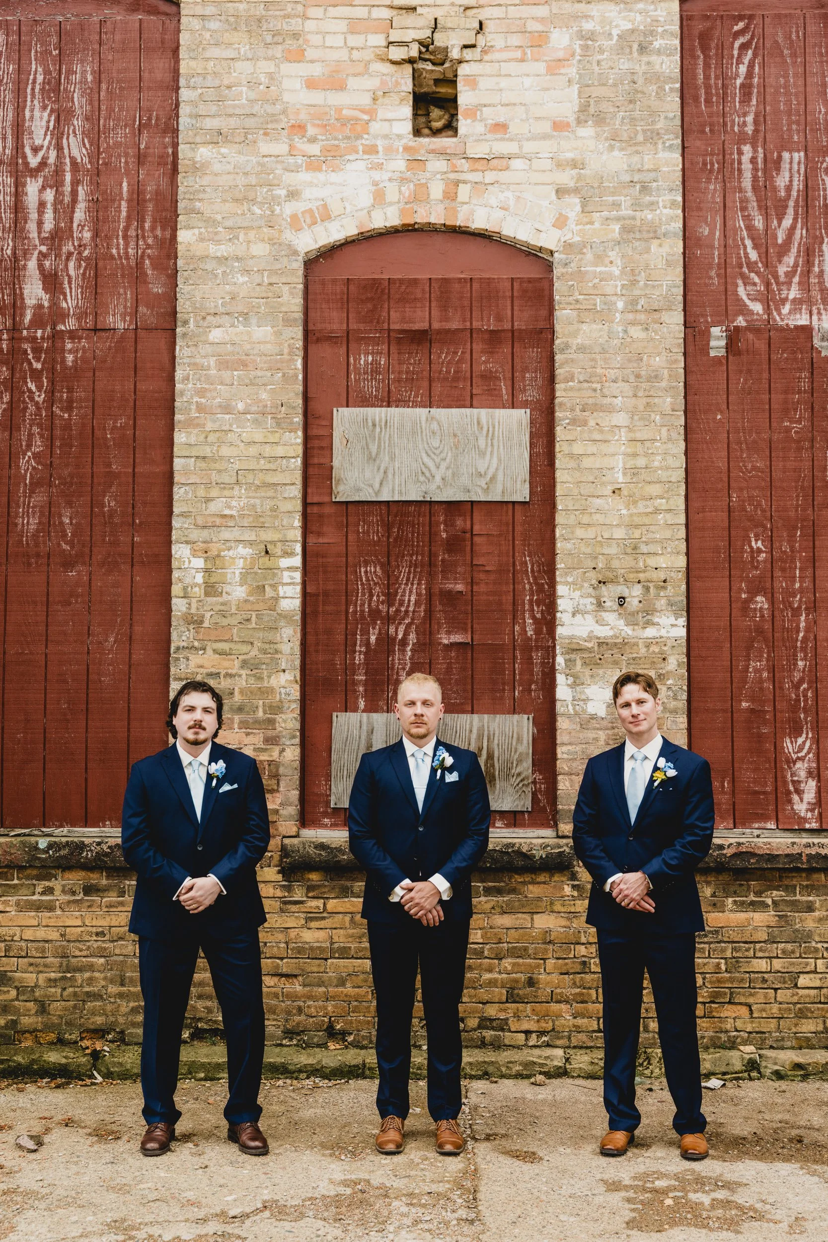 engle-olson-mn-wedding-photography-morgan-shane-previews-23.jpg
