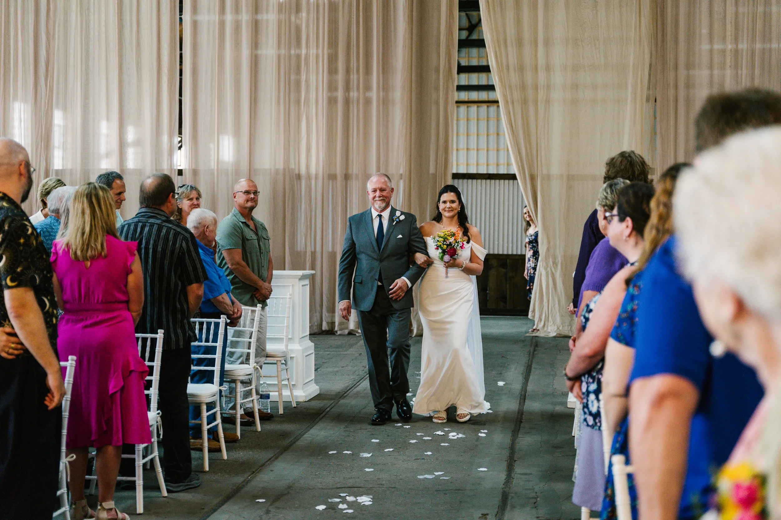 engle-olson-mn-wedding-photography-morgan-shane-previews-28.jpg