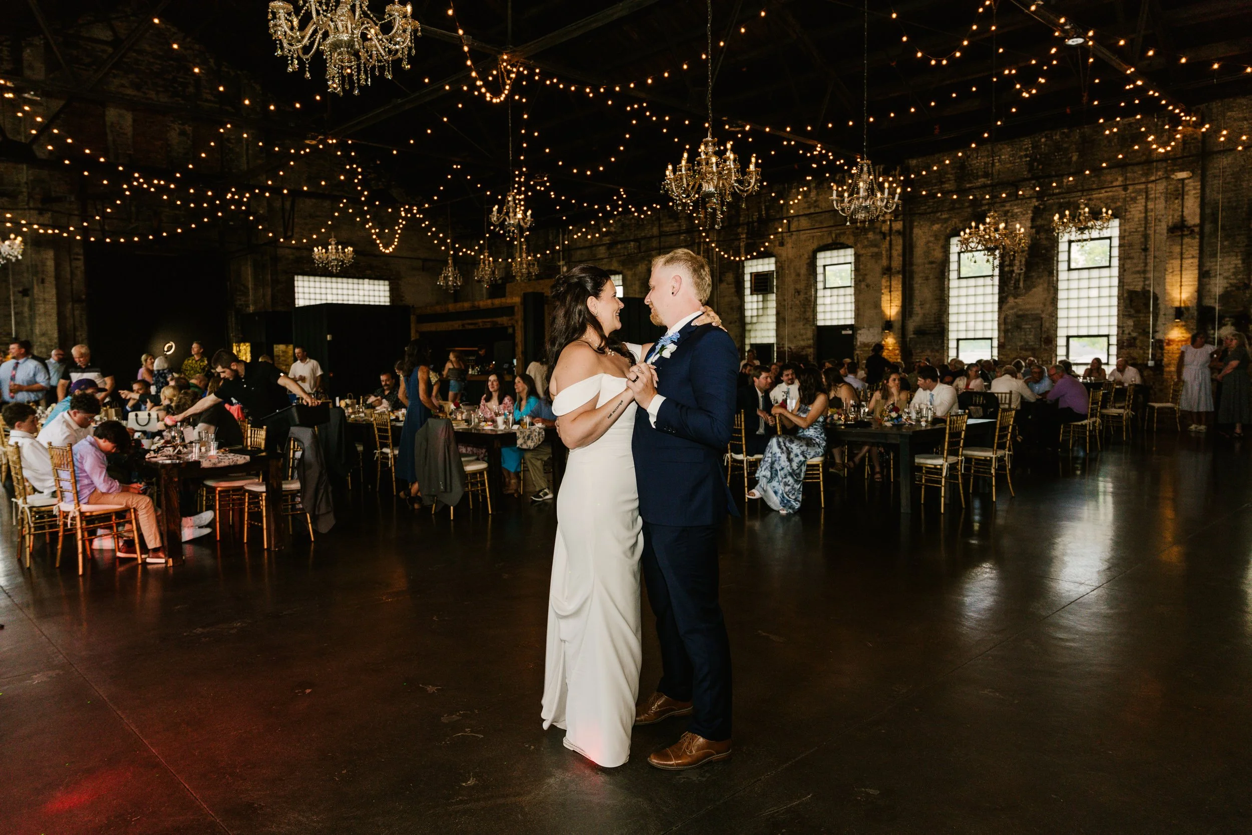 engle-olson-mn-wedding-photography-morgan-shane-previews-33.jpg