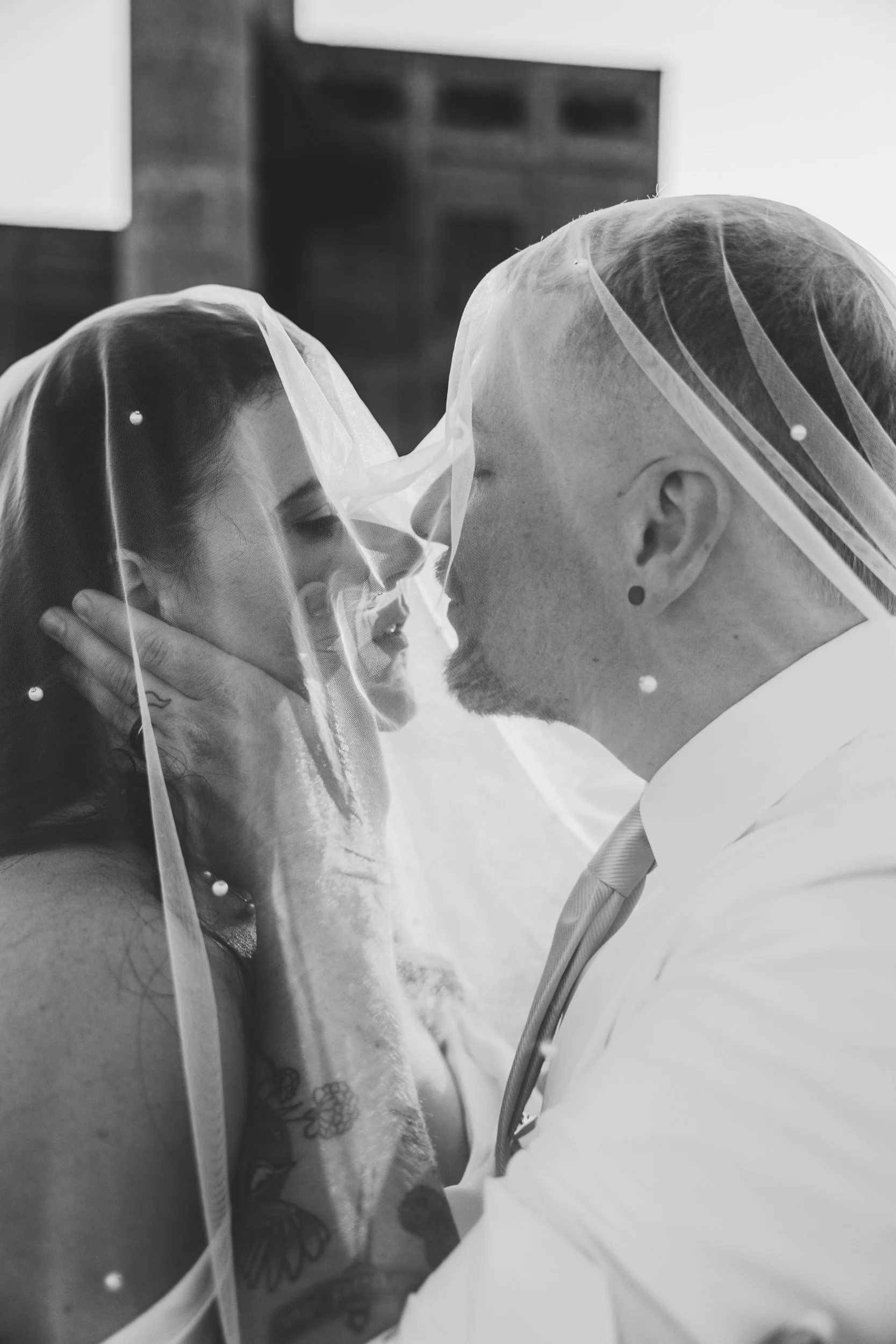 engle-olson-mn-wedding-photography-morgan-shane-previews-38.jpg