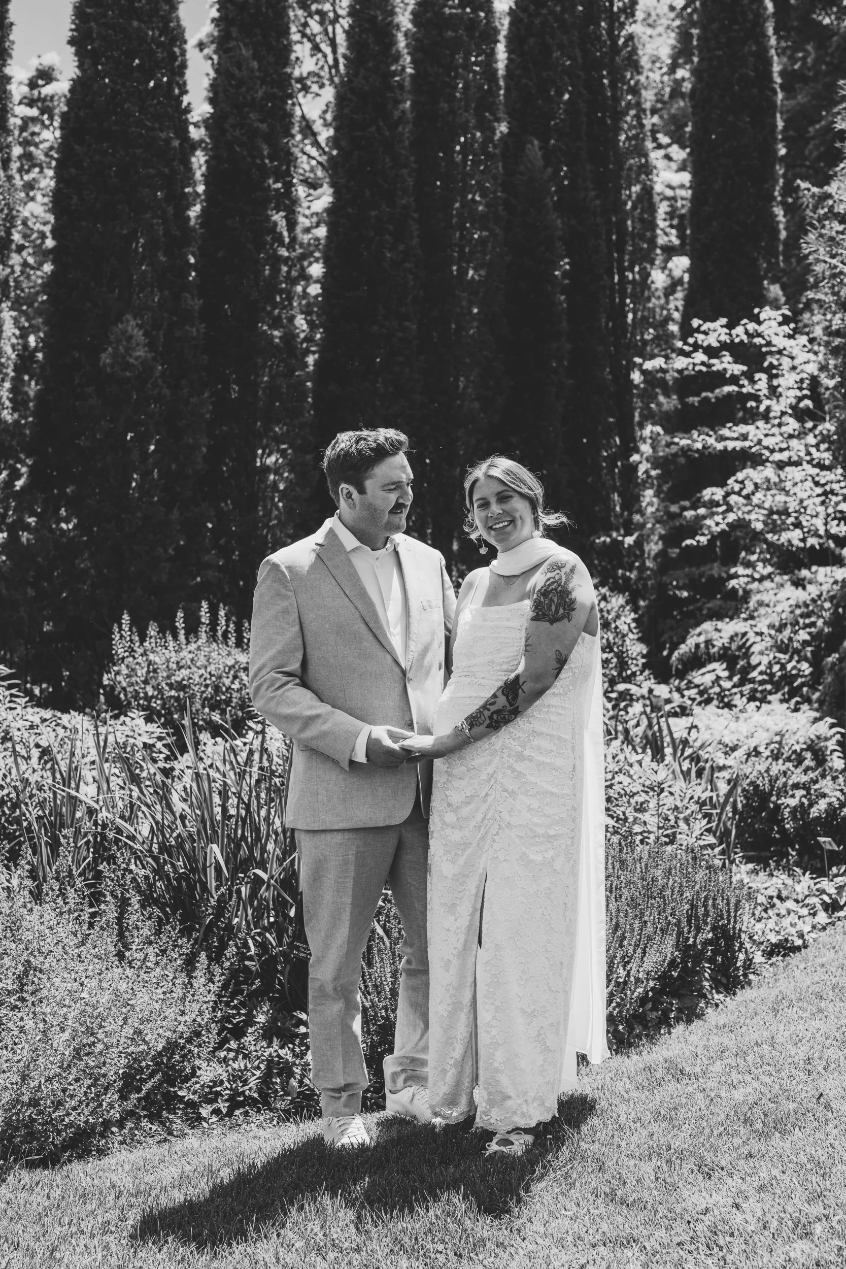engle-olson-photography-danielle-jackson-mn-landscape-arboretum-wedding-previews-2.jpg