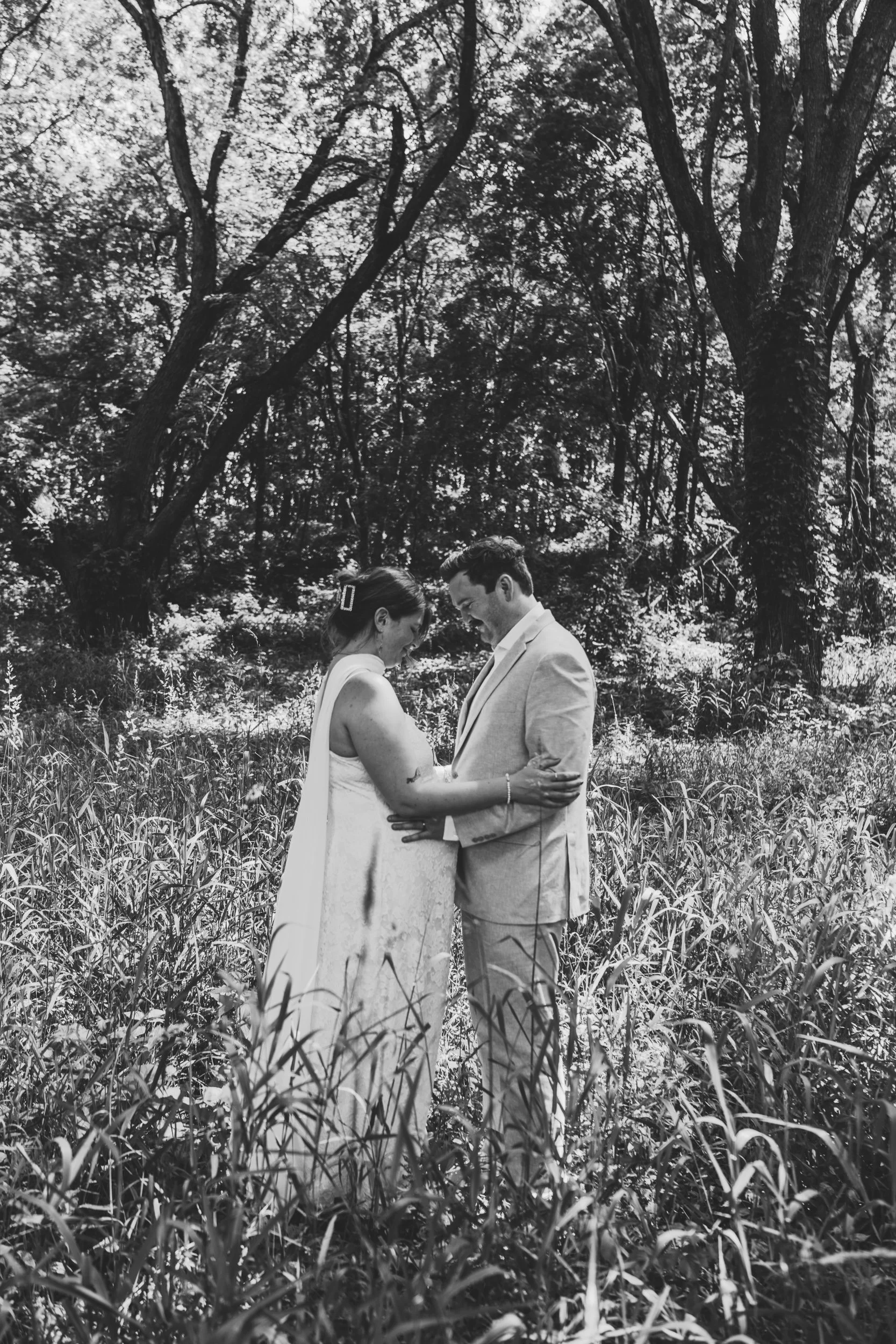 engle-olson-photography-danielle-jackson-mn-landscape-arboretum-wedding-previews-11.jpg