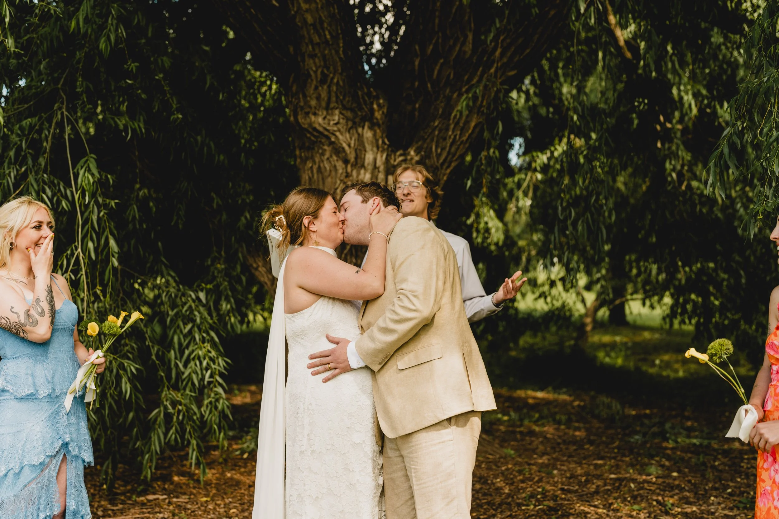 engle-olson-photography-danielle-jackson-mn-landscape-arboretum-wedding-previews-22.jpg