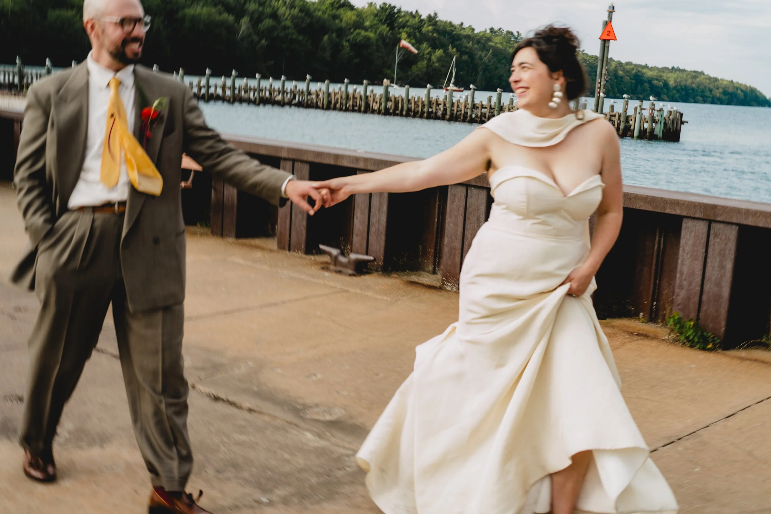 engle-olson-photography-kiara-evan-bayfield-wisconsin-wedding-previews-41.jpg