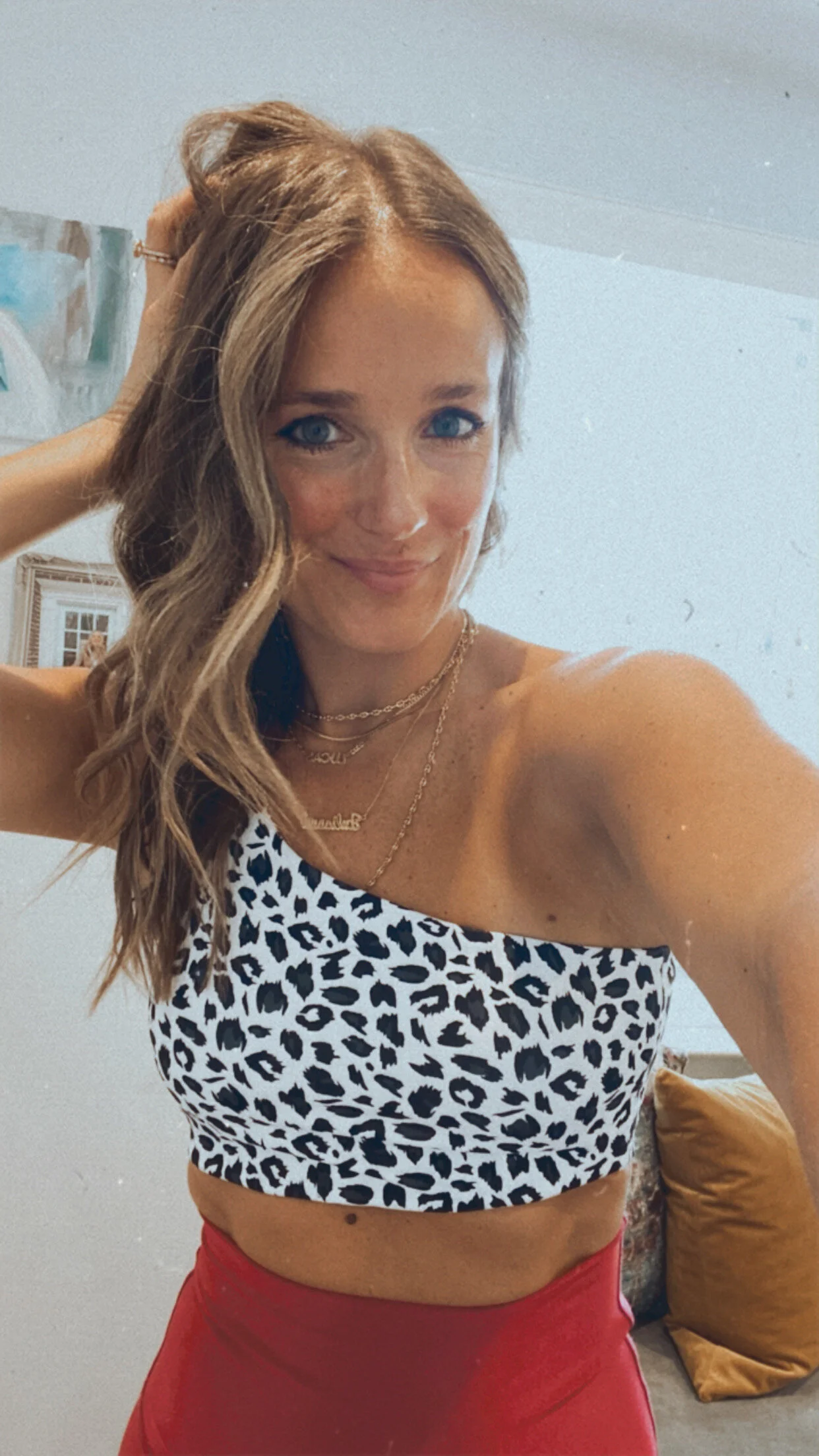 56E60711-3EB1-4478-A2E2-25D003230EBD