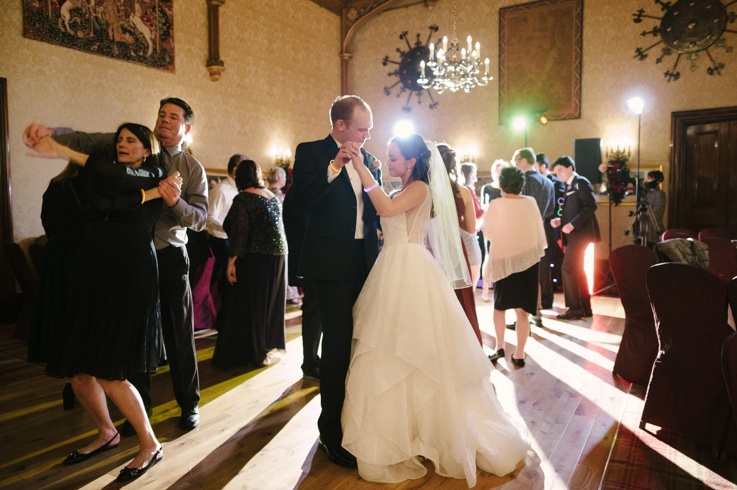 CroandKow_Courtney&Josh_Dalhousiewedding11.jpg