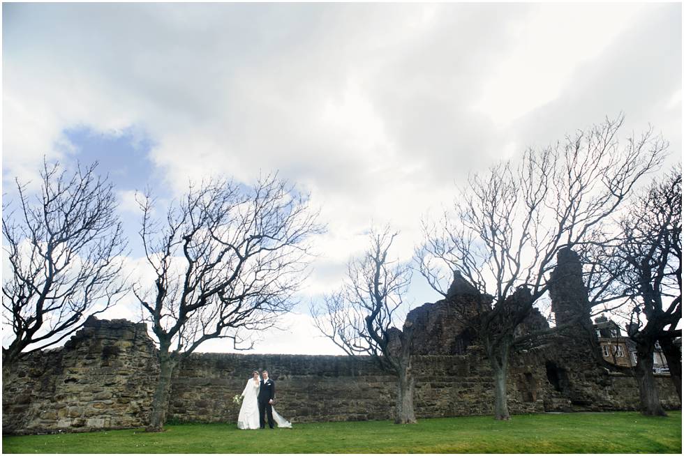 Destination-wedding-photography-Edinburgh-Castle-18.jpg