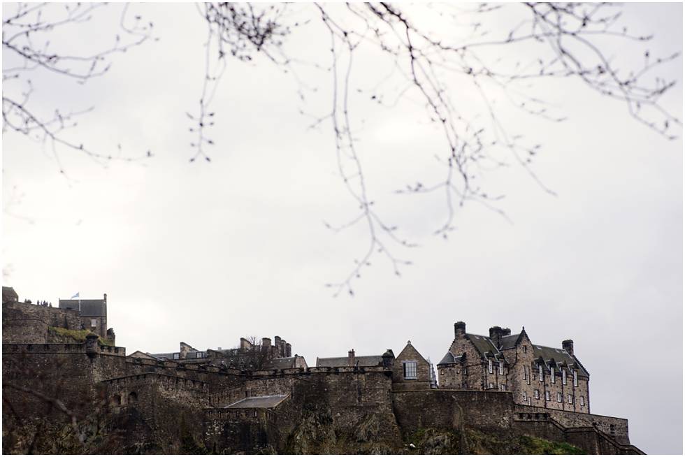 Destination-wedding-photography-Edinburgh-Castle-56.jpg