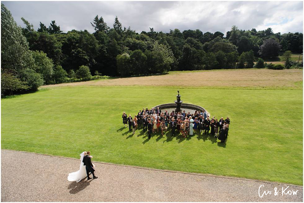 Wedding-photographs-Melville-Castle-Edinburgh-17.jpg