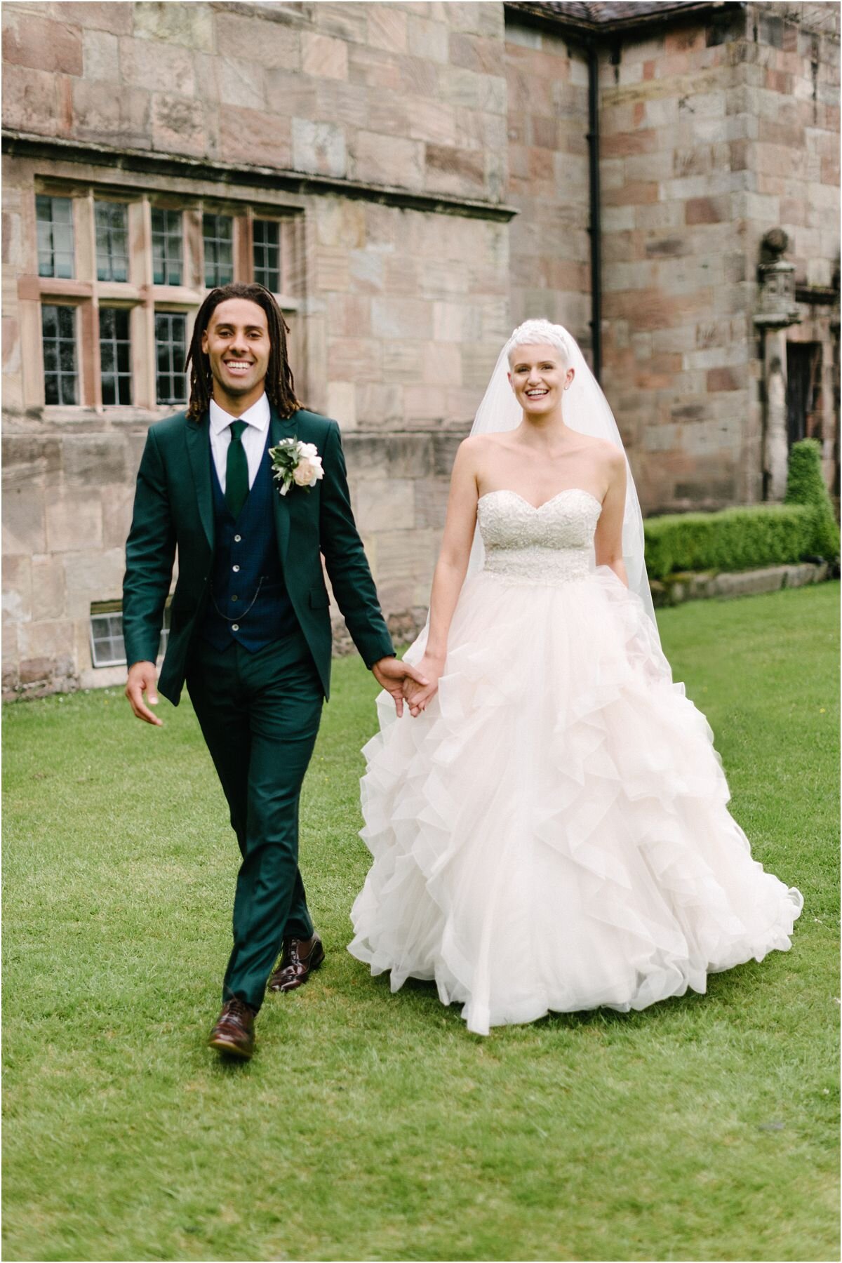  English Countryside wedding at The Ashes Barns in Staffordshire with Classic white and green theme 