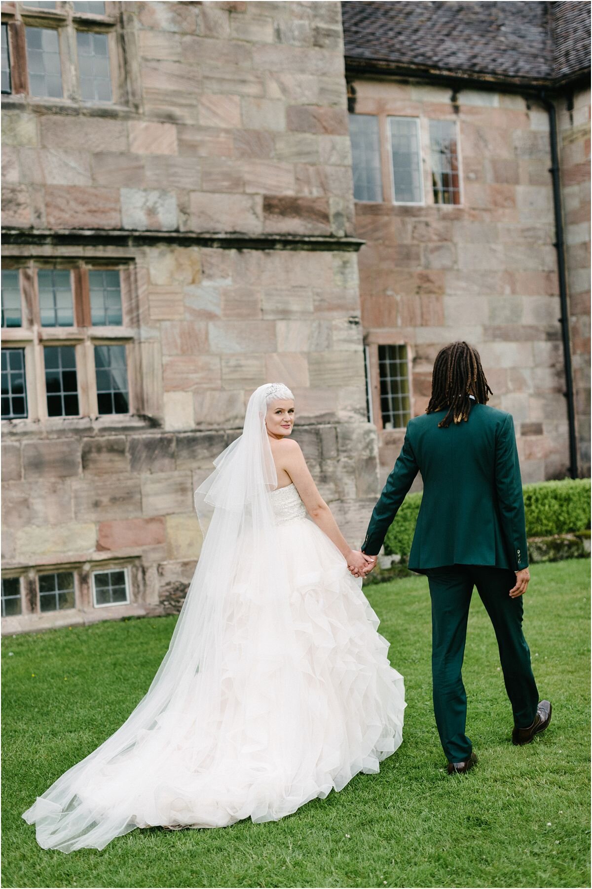  English Countryside wedding at The Ashes Barns in Staffordshire with Classic white and green theme 