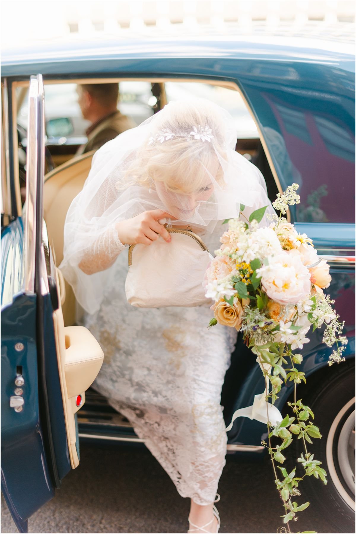 CroandKowLove_Timberyard_Edinburgh_wedding_photographer-32.jpg