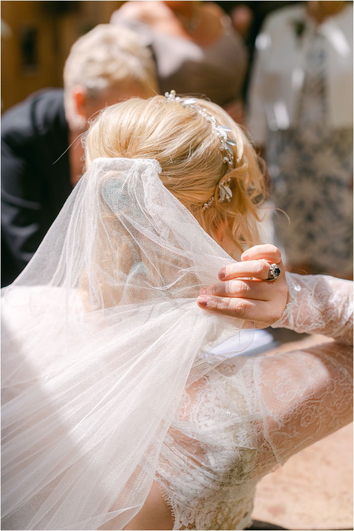 CroandKowLove_Timberyard_Edinburgh_wedding_photographer-44.jpg