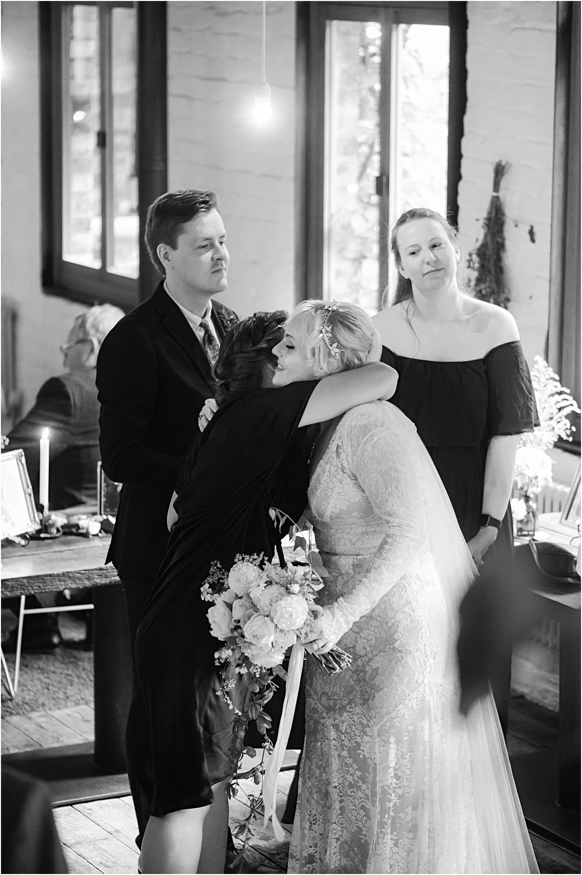 CroandKowLove_Timberyard_Edinburgh_wedding_photographer-94.jpg