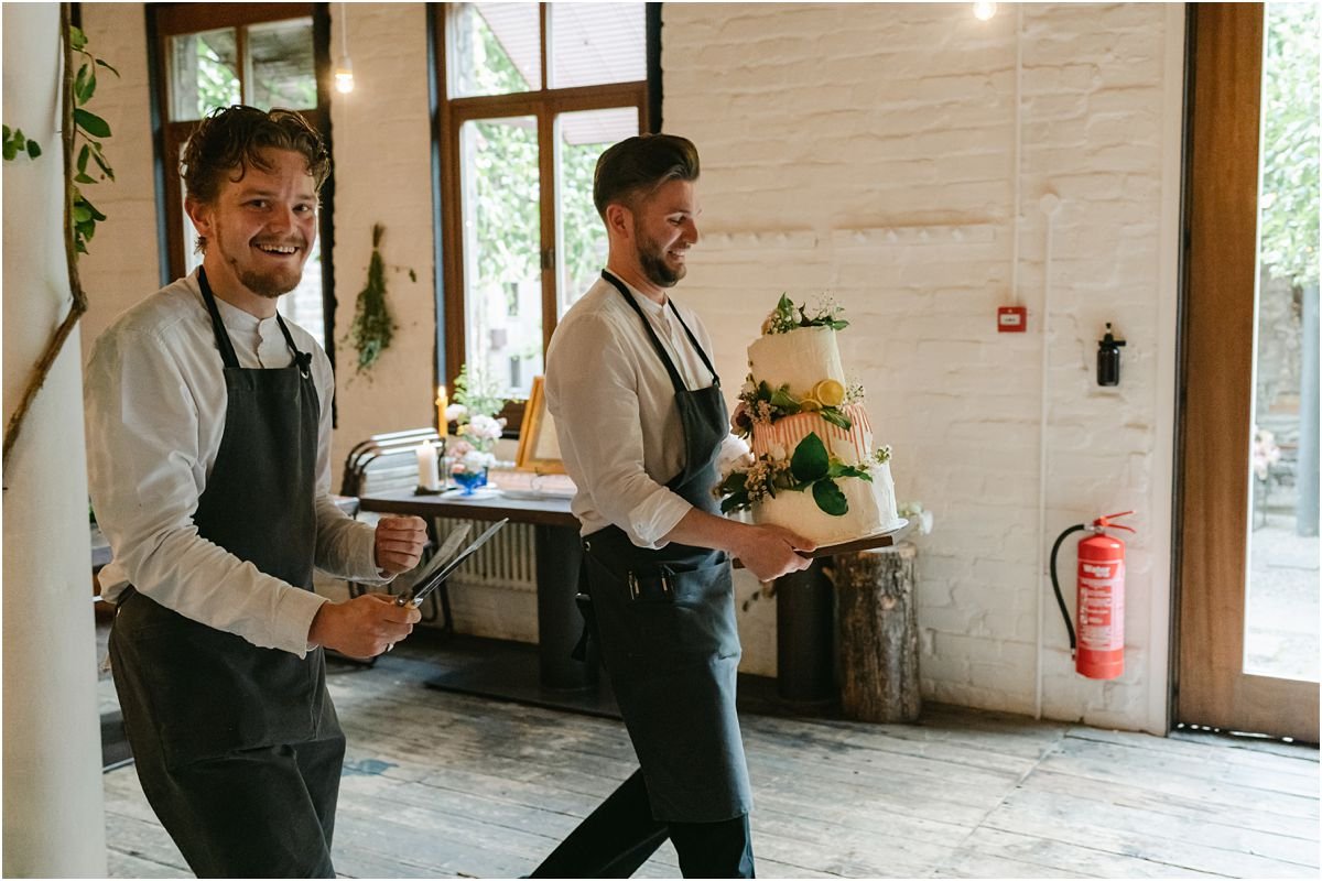 CroandKowLove_Timberyard_Edinburgh_wedding_photographer-121.jpg