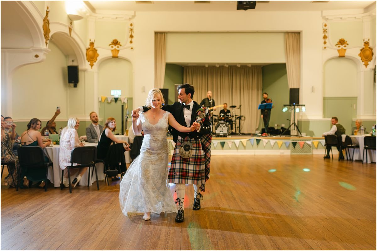 CroandKowLove_Timberyard_Edinburgh_wedding_photographer-131.jpg