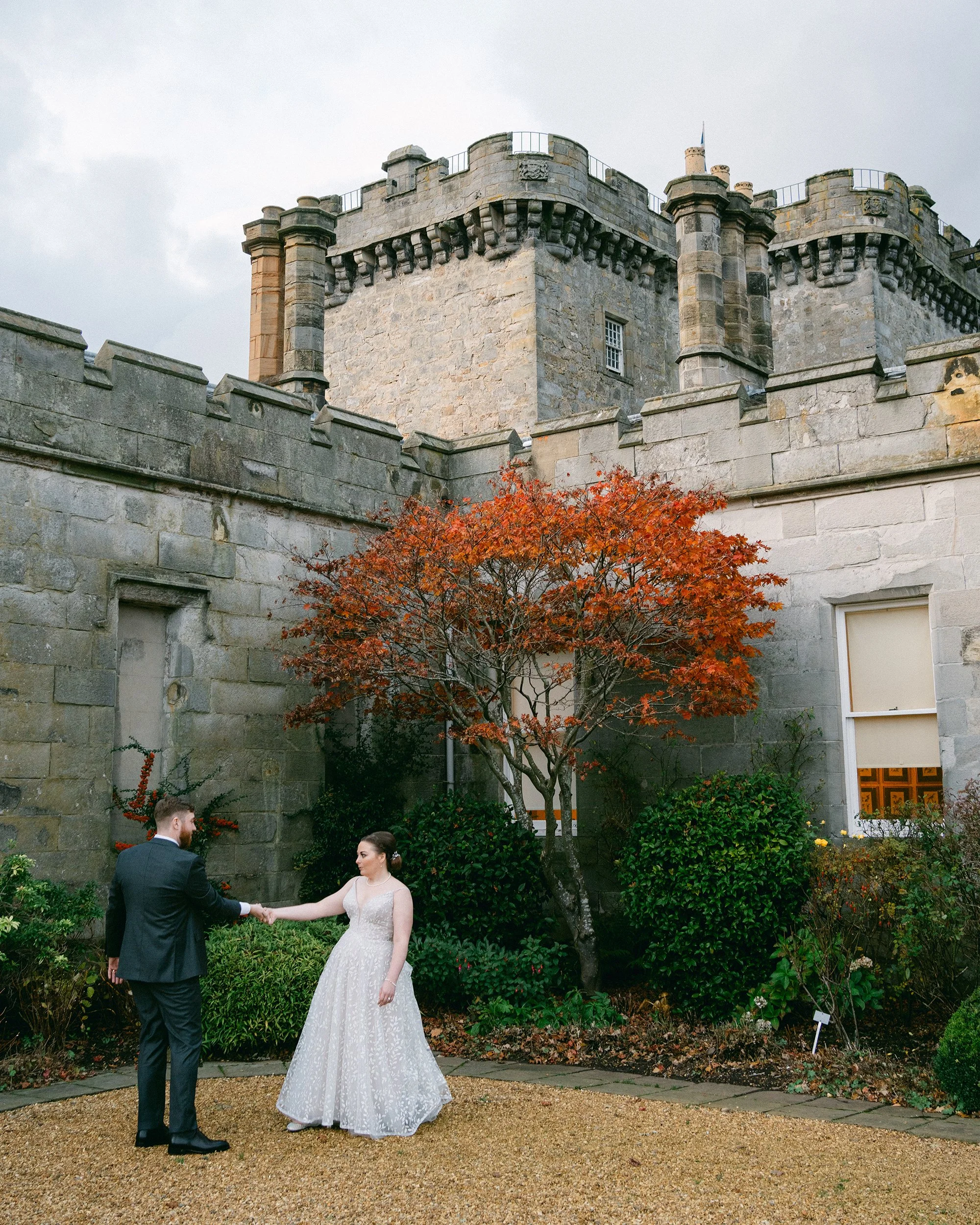 Katherine &amp; Joe at Dundas Castle