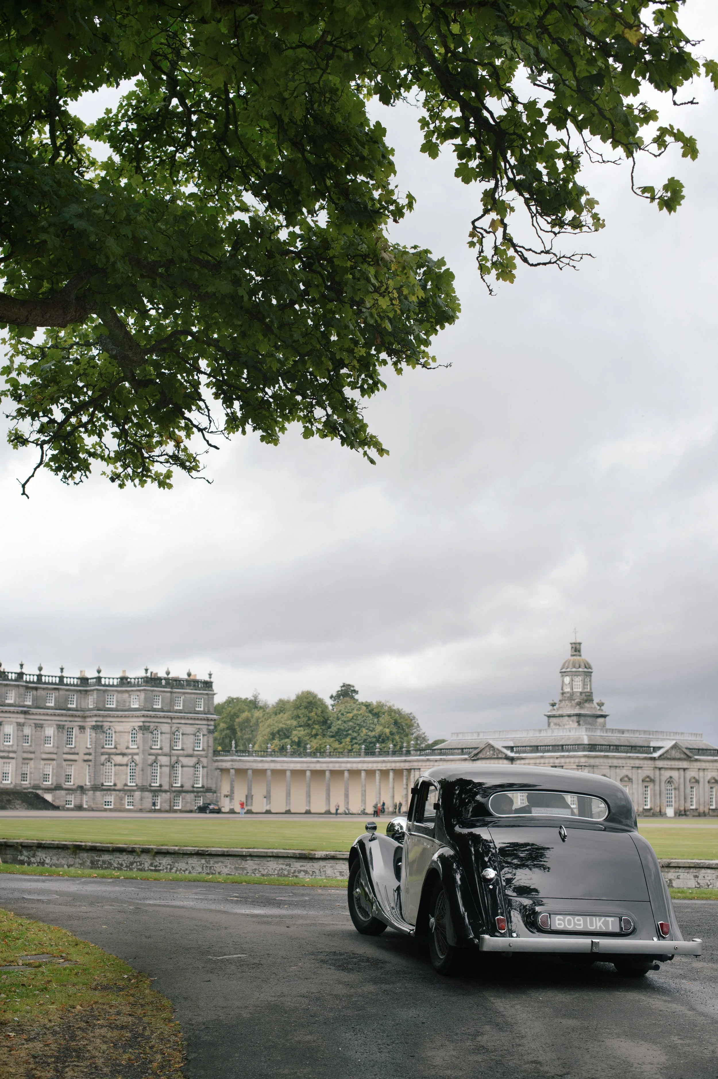 Hopetoun House