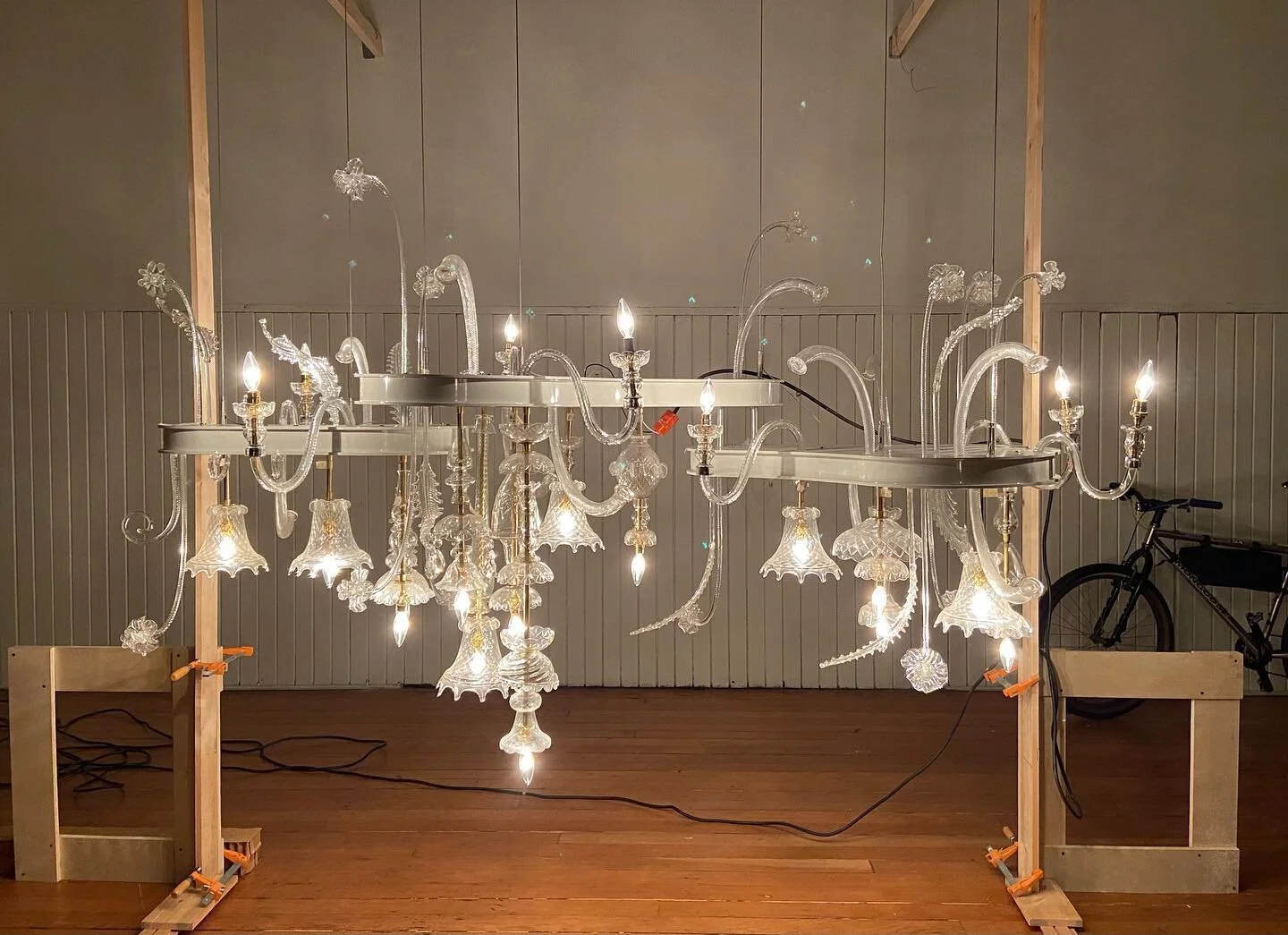 Test install for a seriously funky chandelier with @bricaultdesign 
.
.
.
.
.
.
.
#design #decor #furniture #designer #bespoke #handmade #art #glass #chandelier #industrialdesign #productdesign #designinspiration