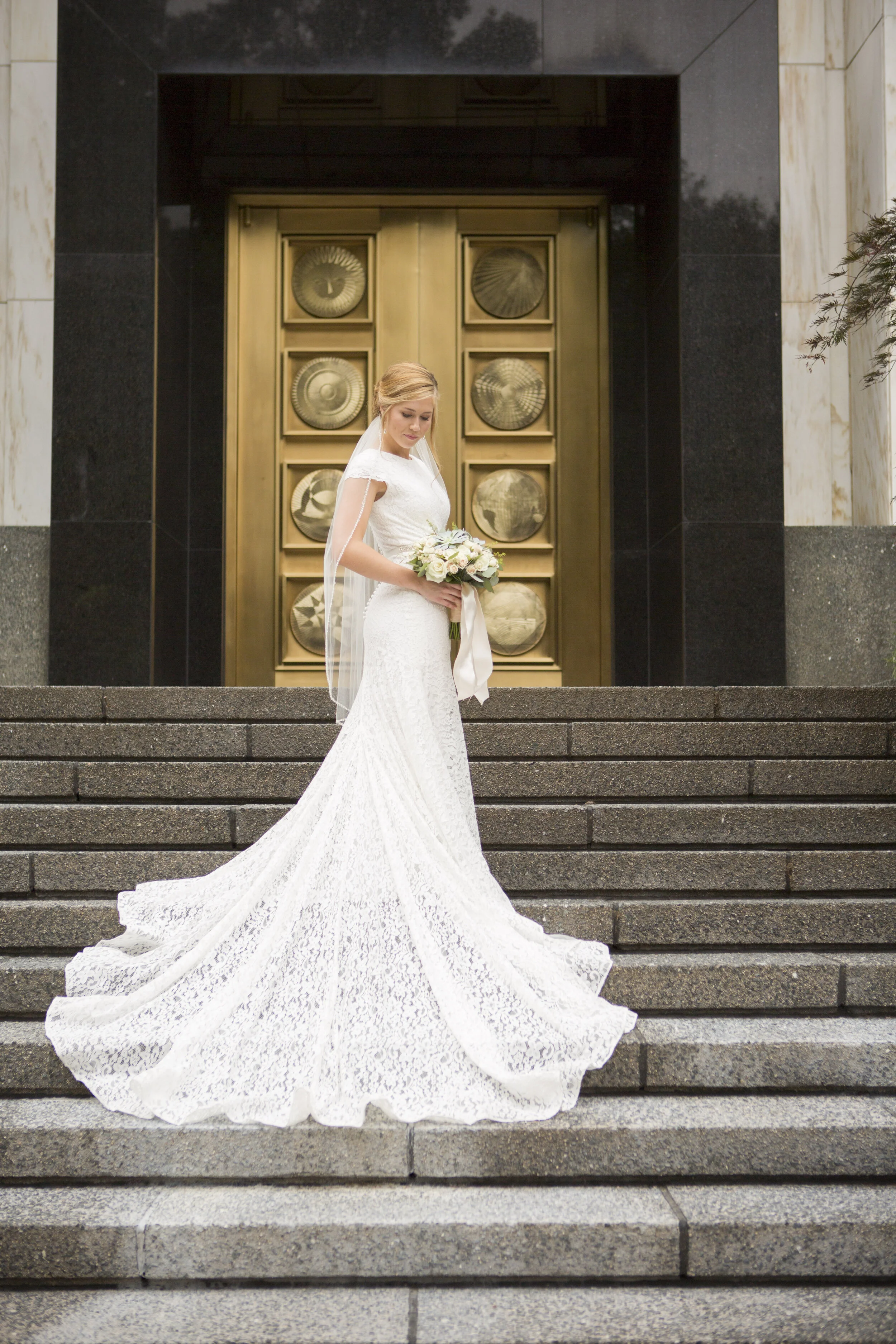 Natalie+Chase-WDC Temple-095.jpg