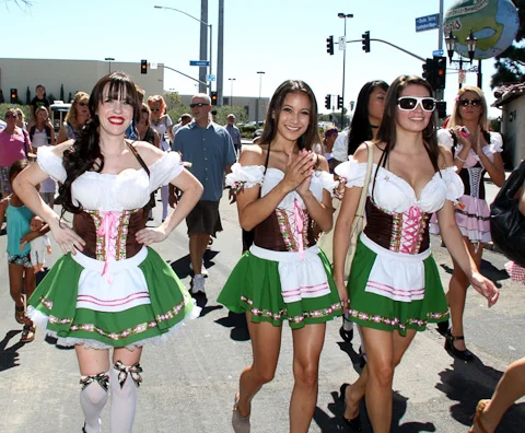 oktoberfest-parade-oldworld-480-42.jpg
