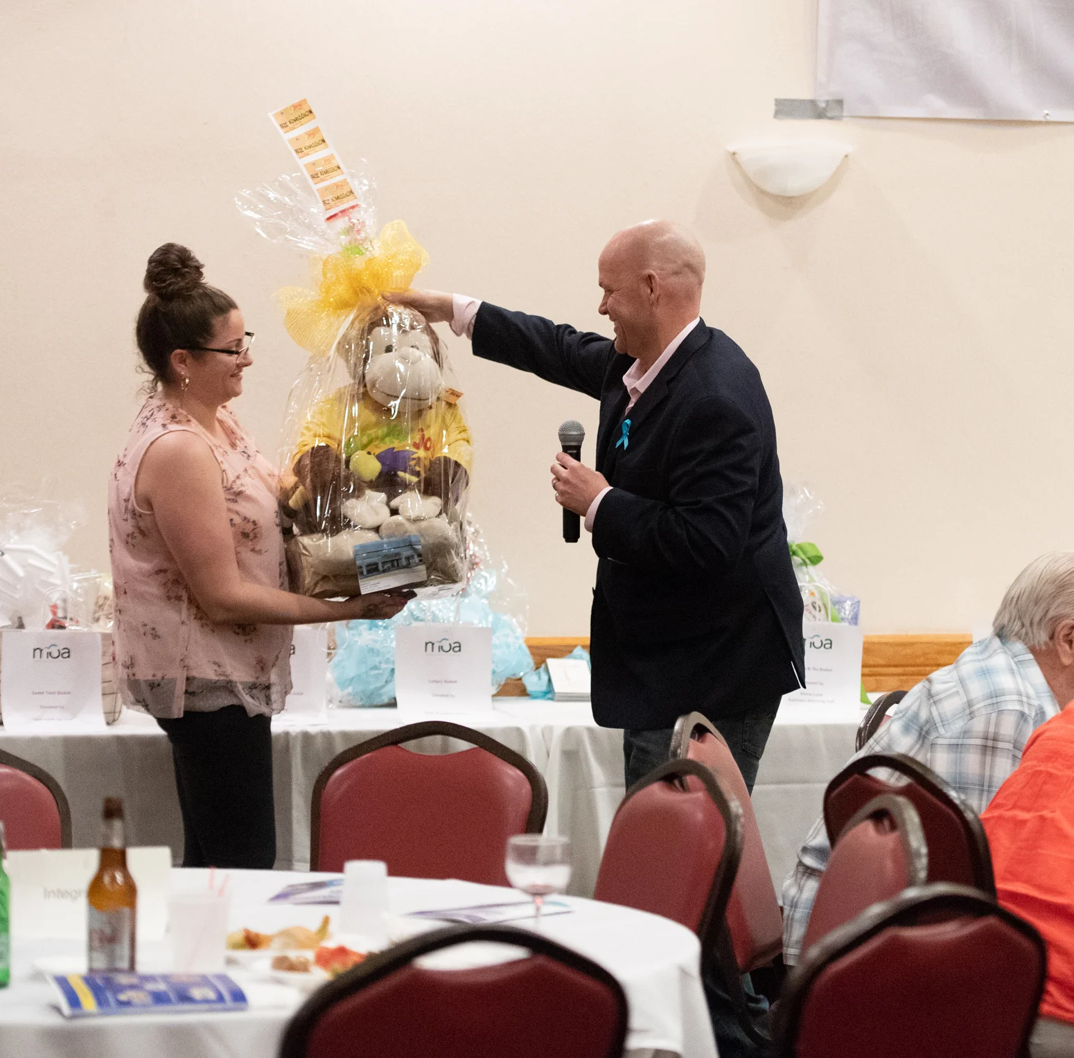 2nd-annual-togetherwecan-moa-comedy-night-fundraiser_40084802460_o.jpg