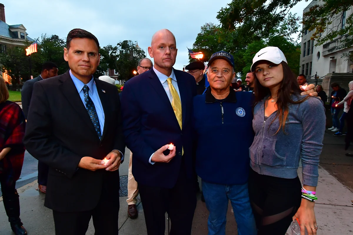 moas-4th-annual-candlelight-memorial-vigil_31314042548_o.jpg