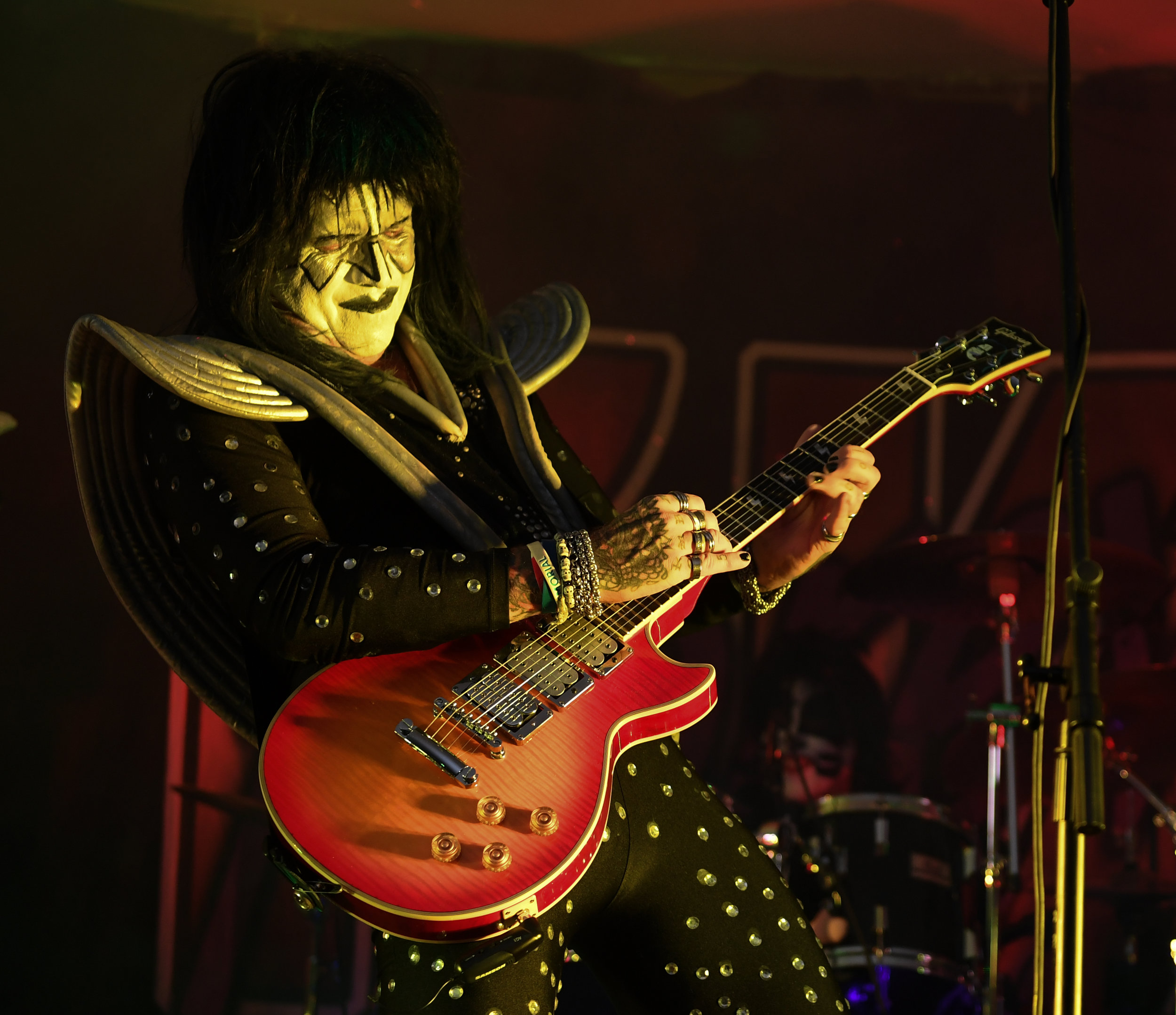 moa--kiss-forever-rock-addiction_31846562488_o.jpg