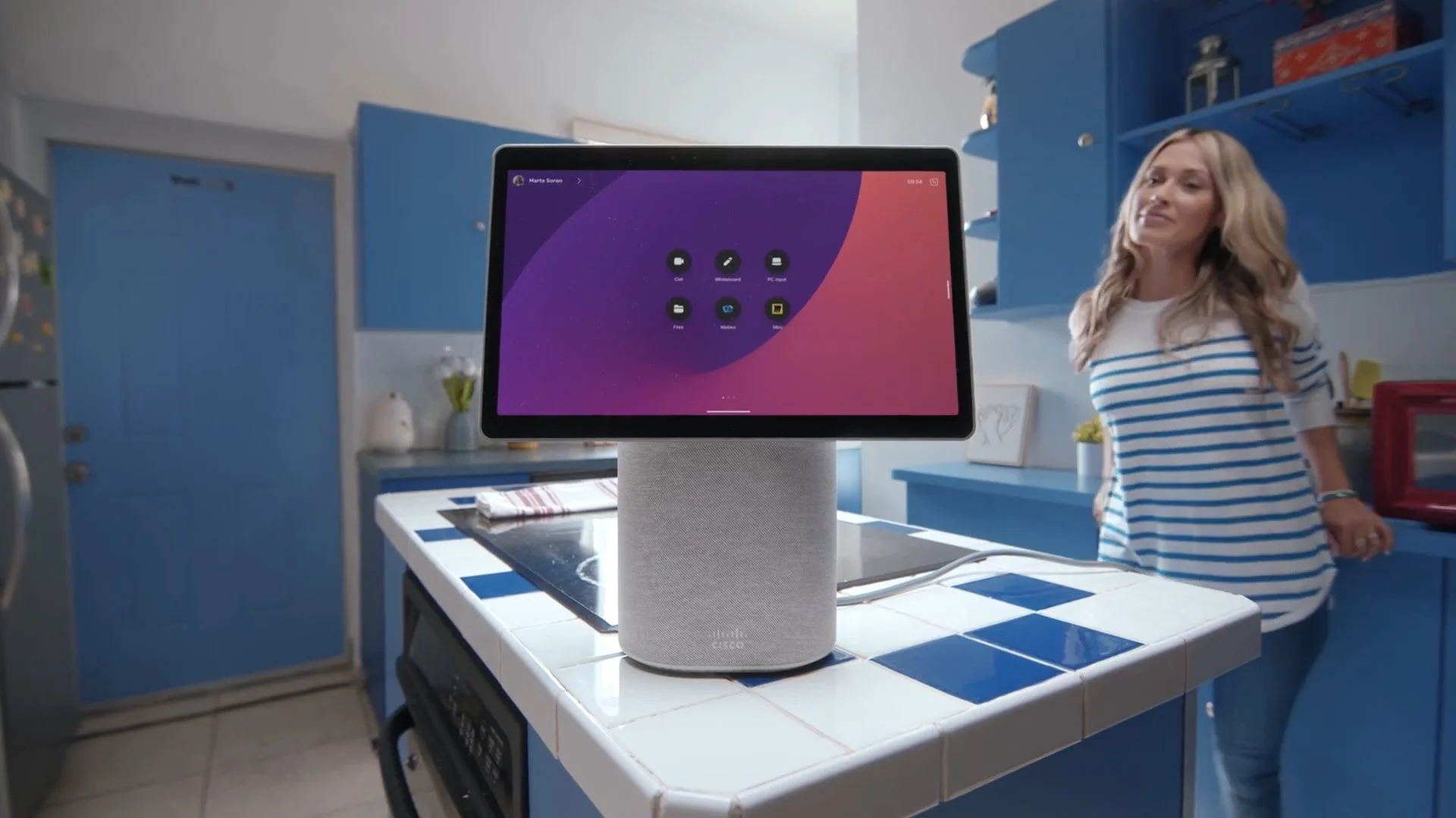 VS--Vimeo-WebexDeskMini-0’19”.jpg