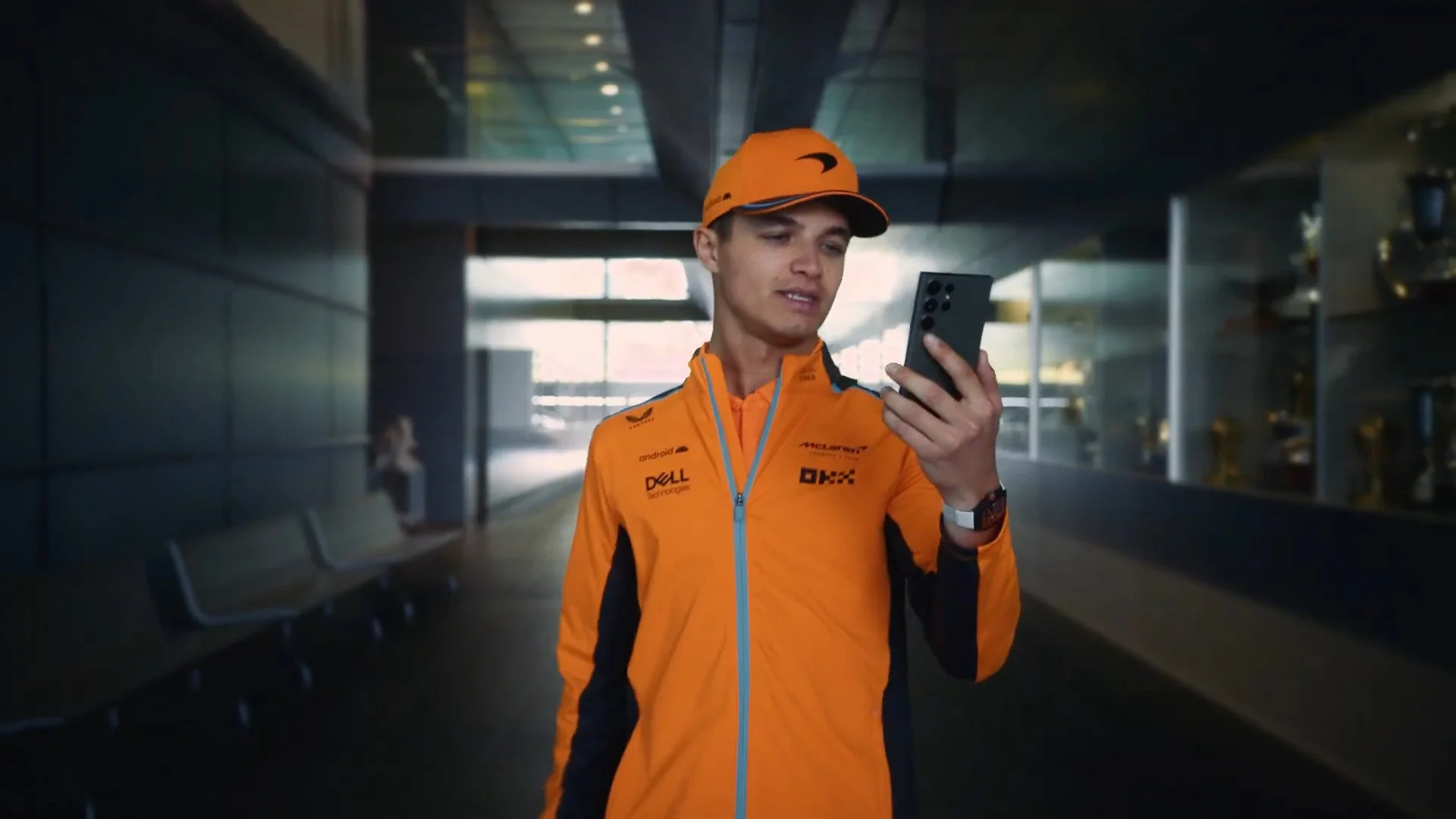 VS--Vimeo-WebexMcLarenF1-TheRaceBehindtheRace-0’27”.jpg