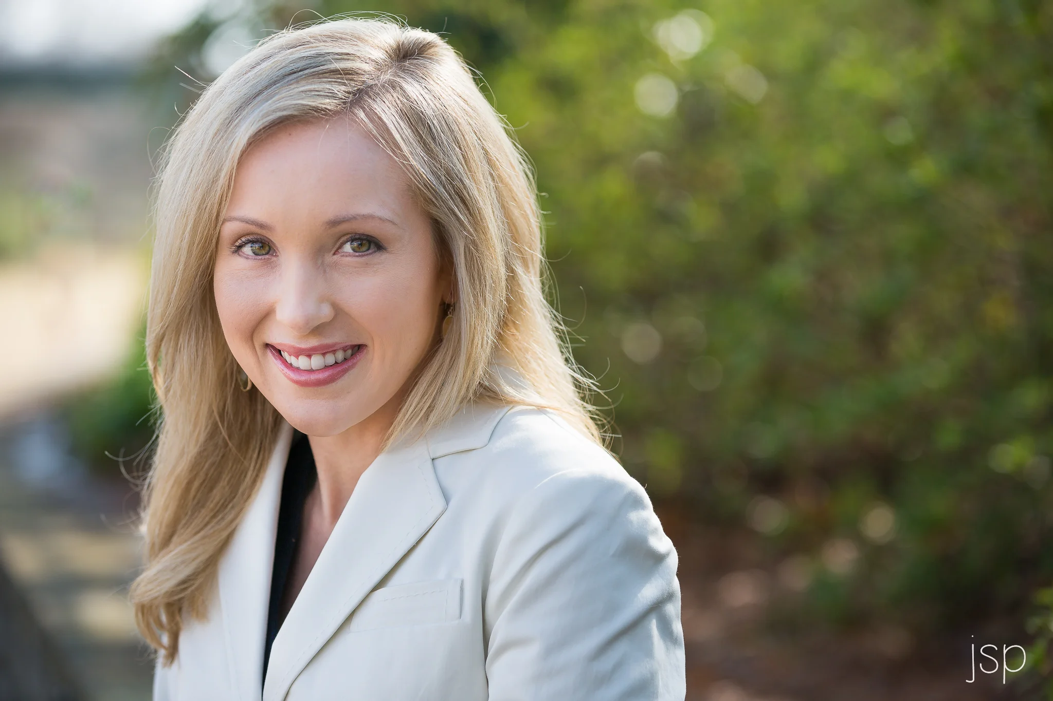 headshot_realestateagent