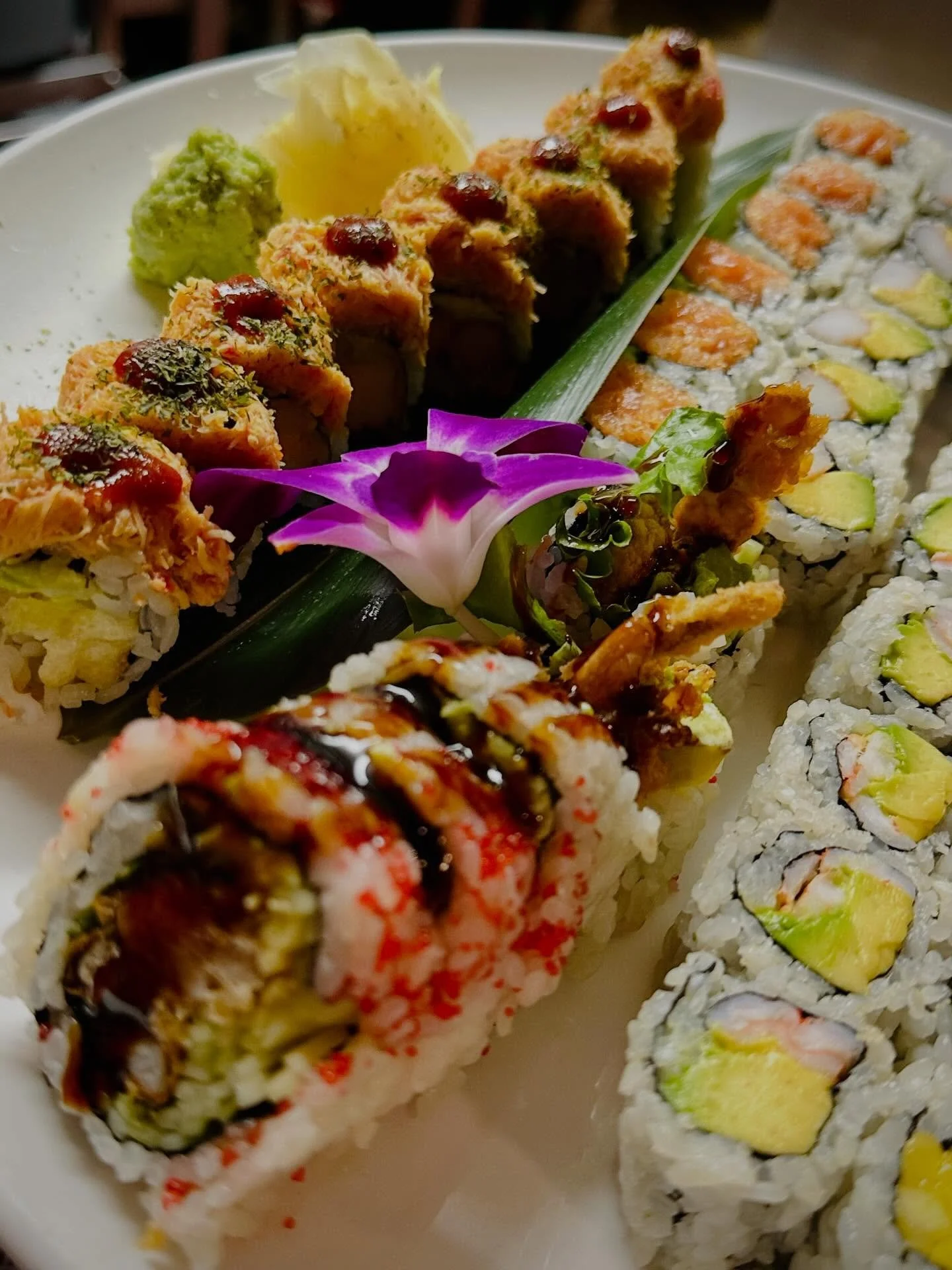 FLAME Sushi Special &mdash; 2 signature rolls + 2 classic rolls, with seaweed or avocado salad. All for just $57. Too good to miss 🍣

#nycfoodie #nycsushi #upperwestsidenyc #asianfood #flameupperwestside