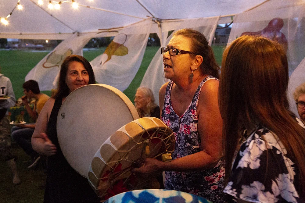 Val Vint performs at Welcome To This PLace in Broadacres PArk (summer 2018)