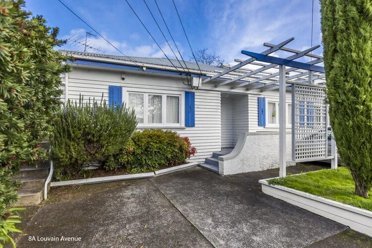 8LouvainAvenue+(12)+copy.jpg