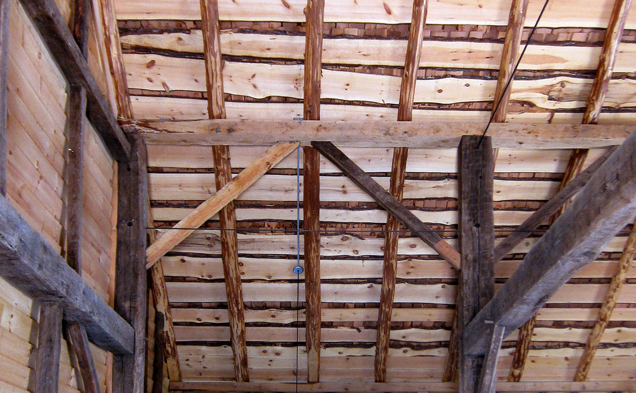 9B. roof + structure copy.jpg