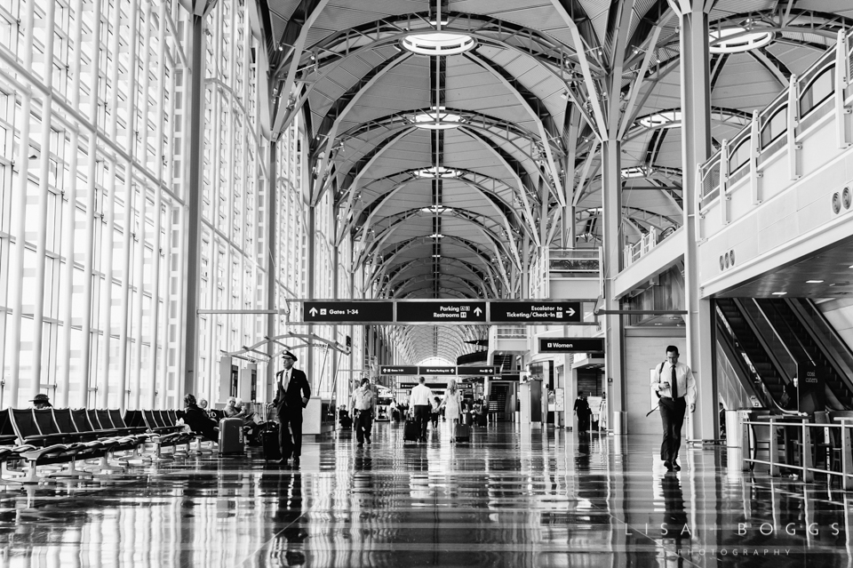s&d_reagan_national_airport_engagement_portraits_lisa_boggs_photography_01.jpg