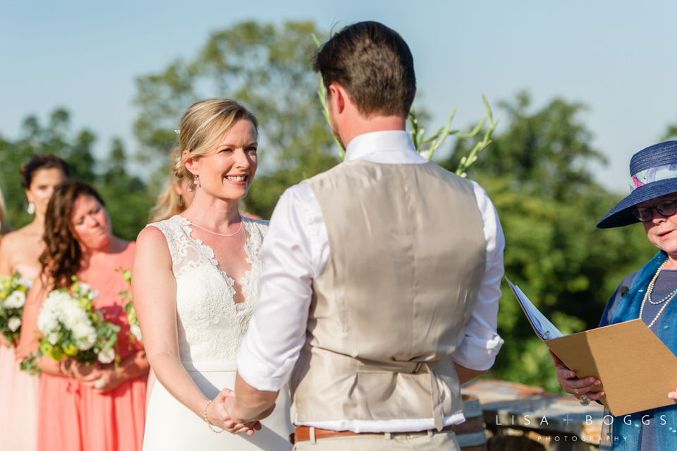 j&c_bluemont_vineyard_wedding_lisa_boggs_photography_17.jpg