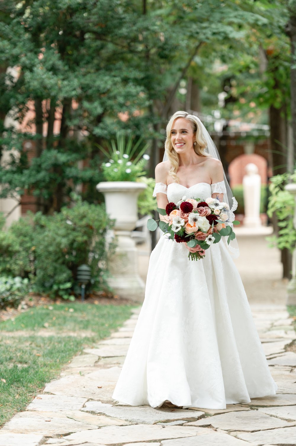 Jessica and Andrew’s Romantic and Dreamy Autumn Wedding at Mer