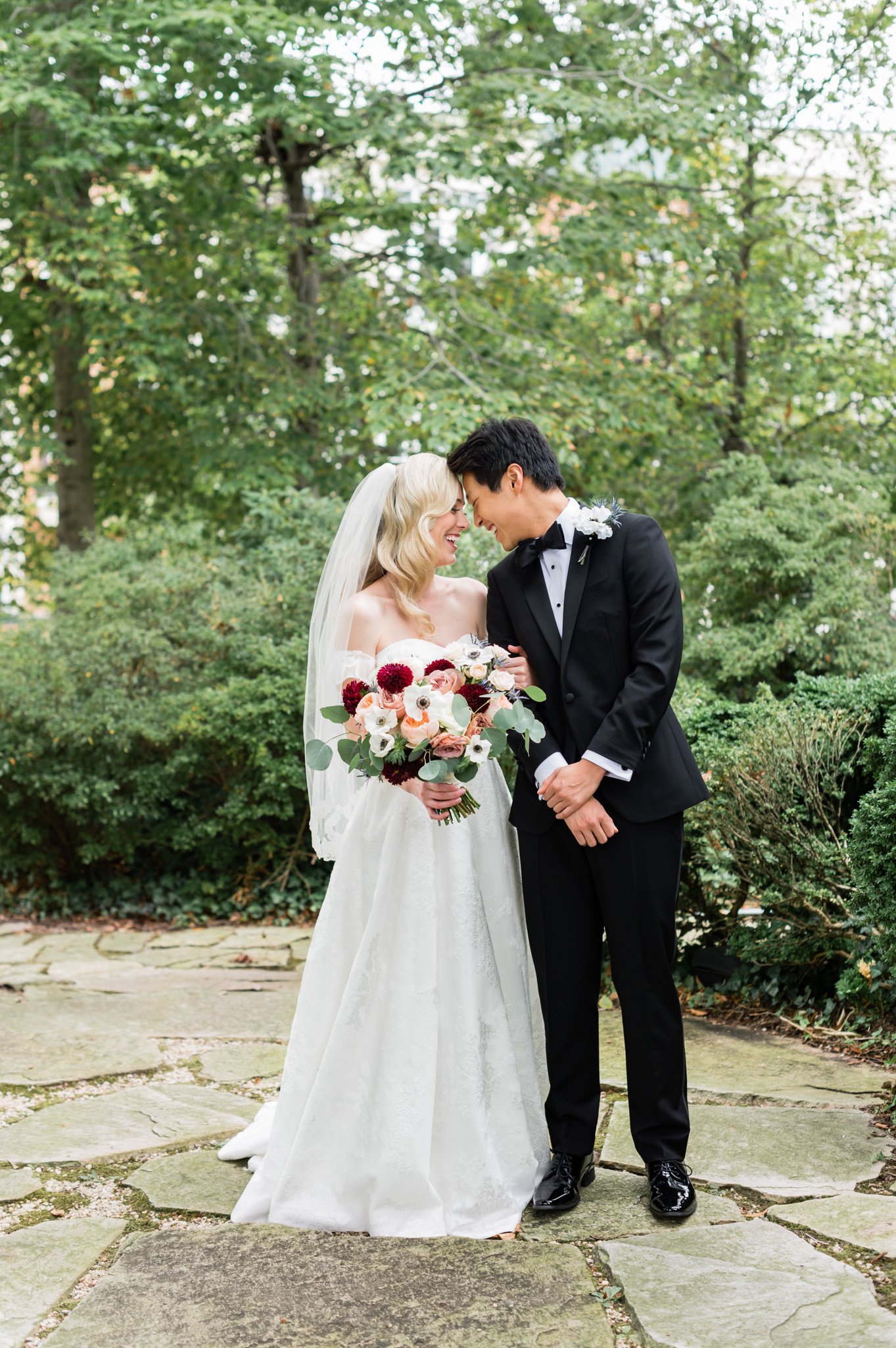 Jessica and Andrew’s Romantic and Dreamy Autumn Wedding at Mer