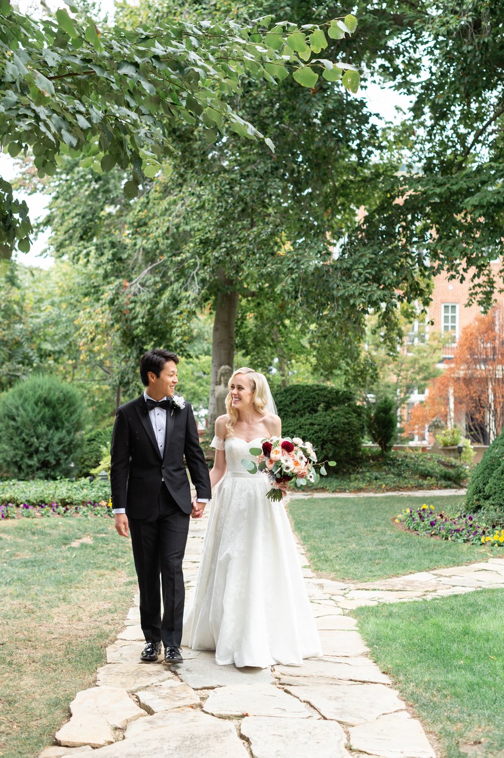 Jessica and Andrew’s Romantic and Dreamy Autumn Wedding at Mer