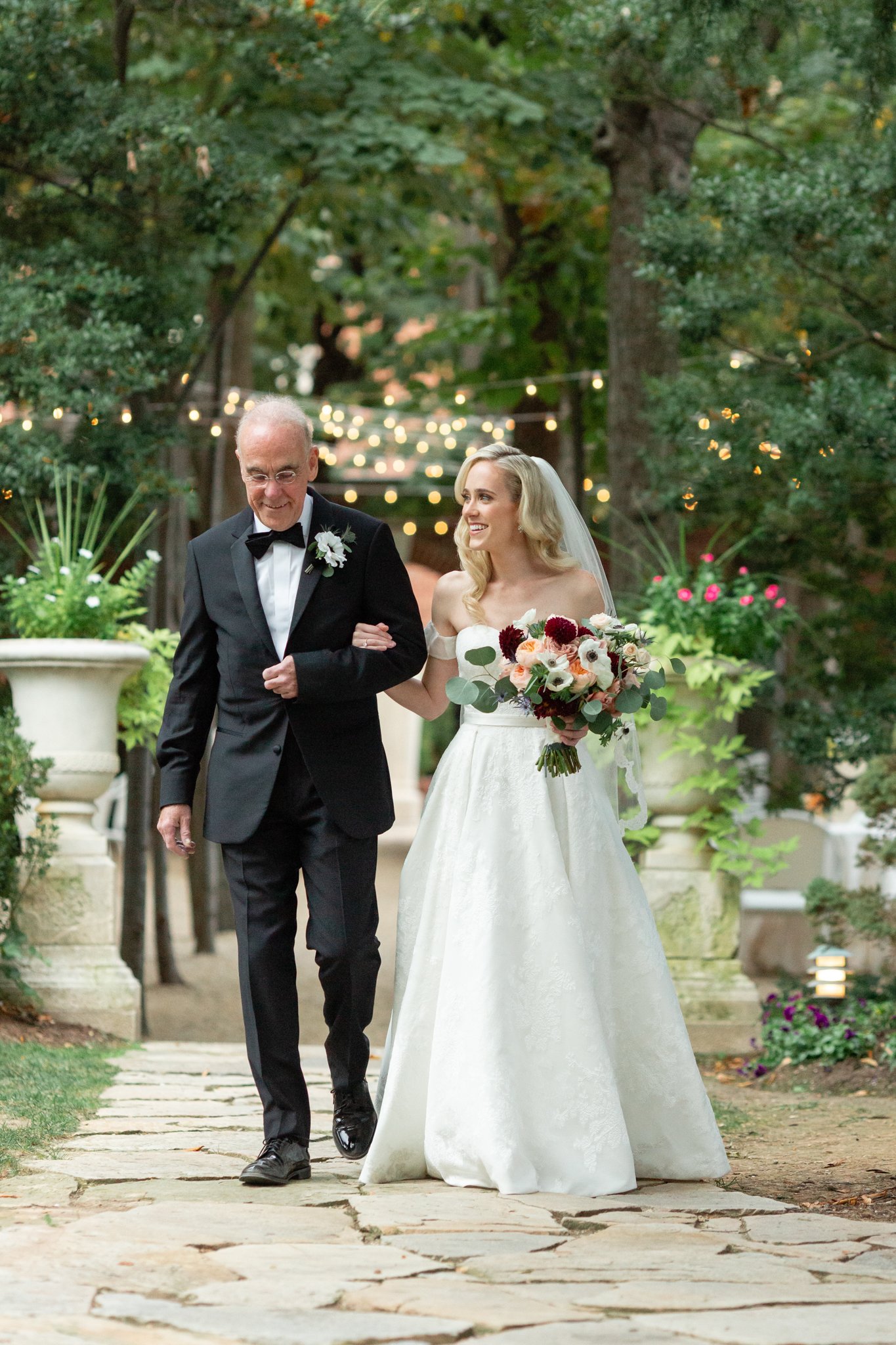 Jessica and Andrew’s Romantic and Dreamy Autumn Wedding at Mer