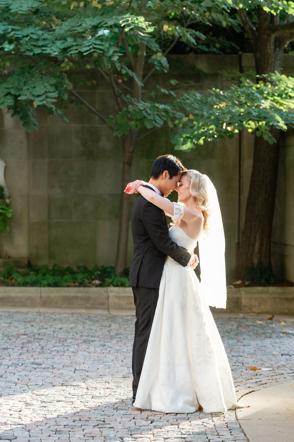 Jessica and Andrew’s Romantic and Dreamy Autumn Wedding at Mer