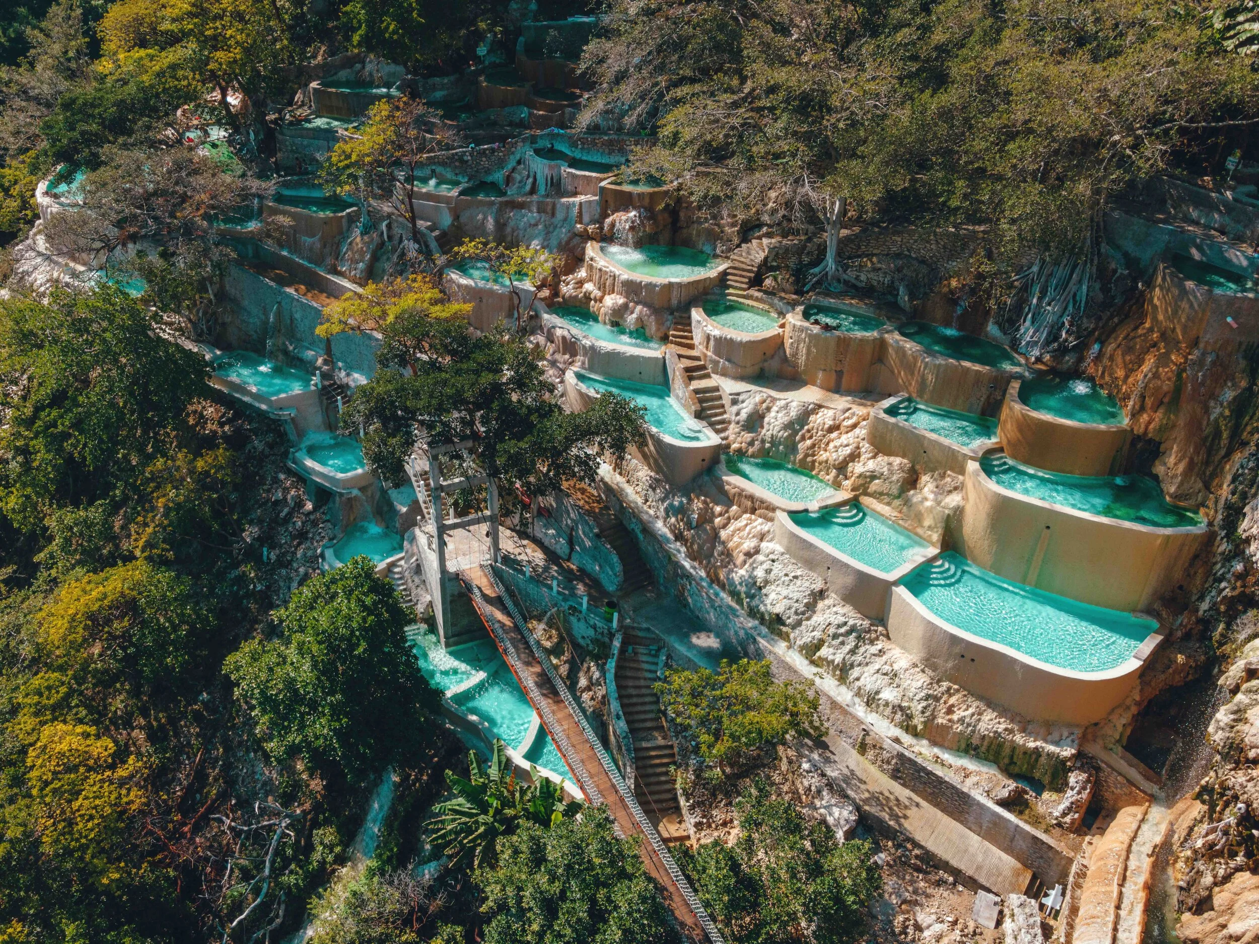Tolantongo02.jpg