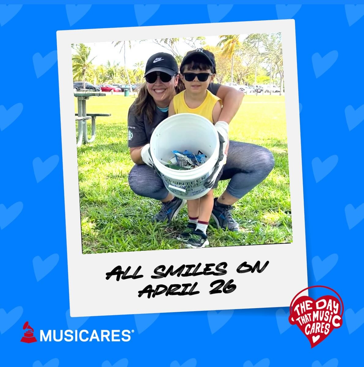 Today is #TheDayThatMusicCares, and the perfect way to mark the occasion is by coming together to do a @volunteercleanup ❤️

I&rsquo;m thrilled about this initiative by @latingrammys and @musicares, and I feel privileged to share this experience with