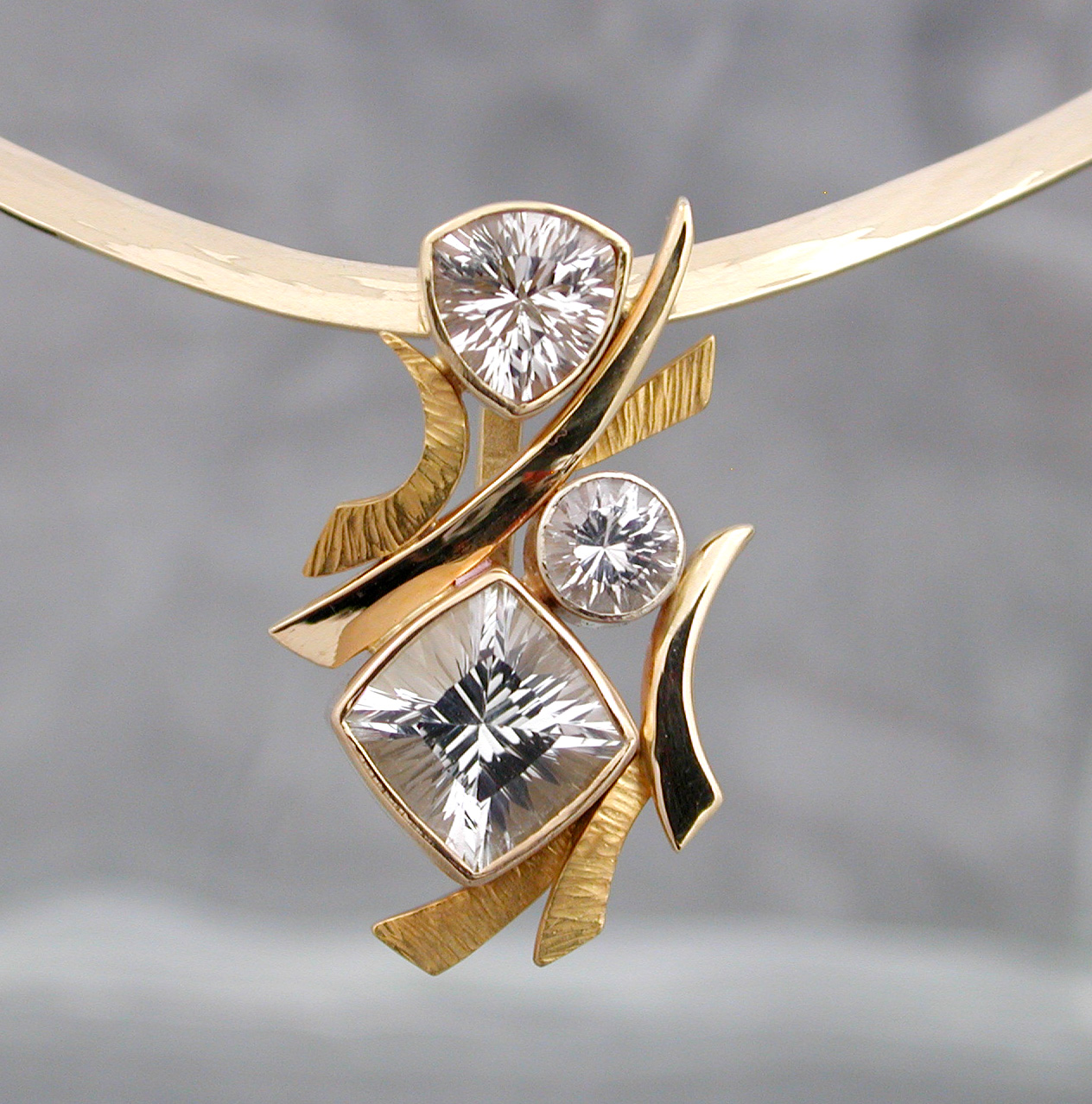 14k White Topaz Pendant