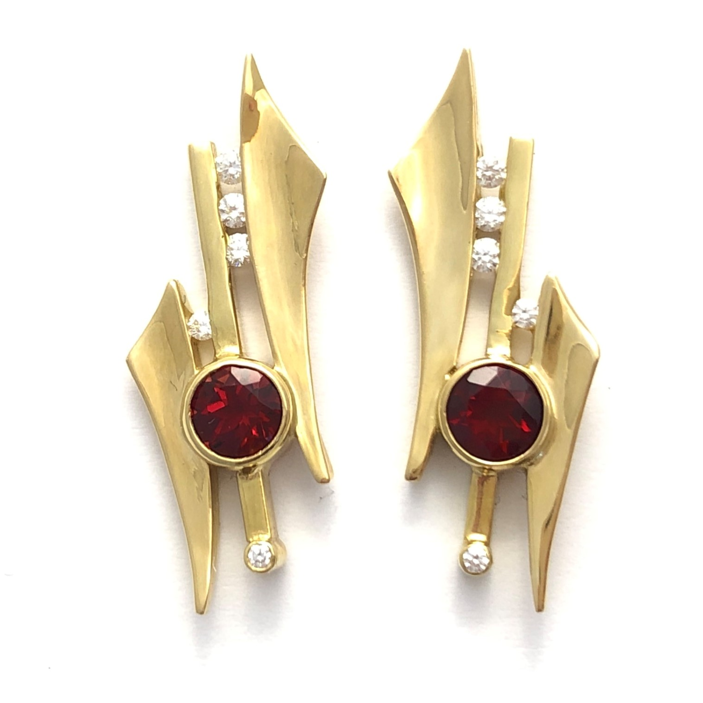 18k Sunstone & Diamond Earrings — The Jewel